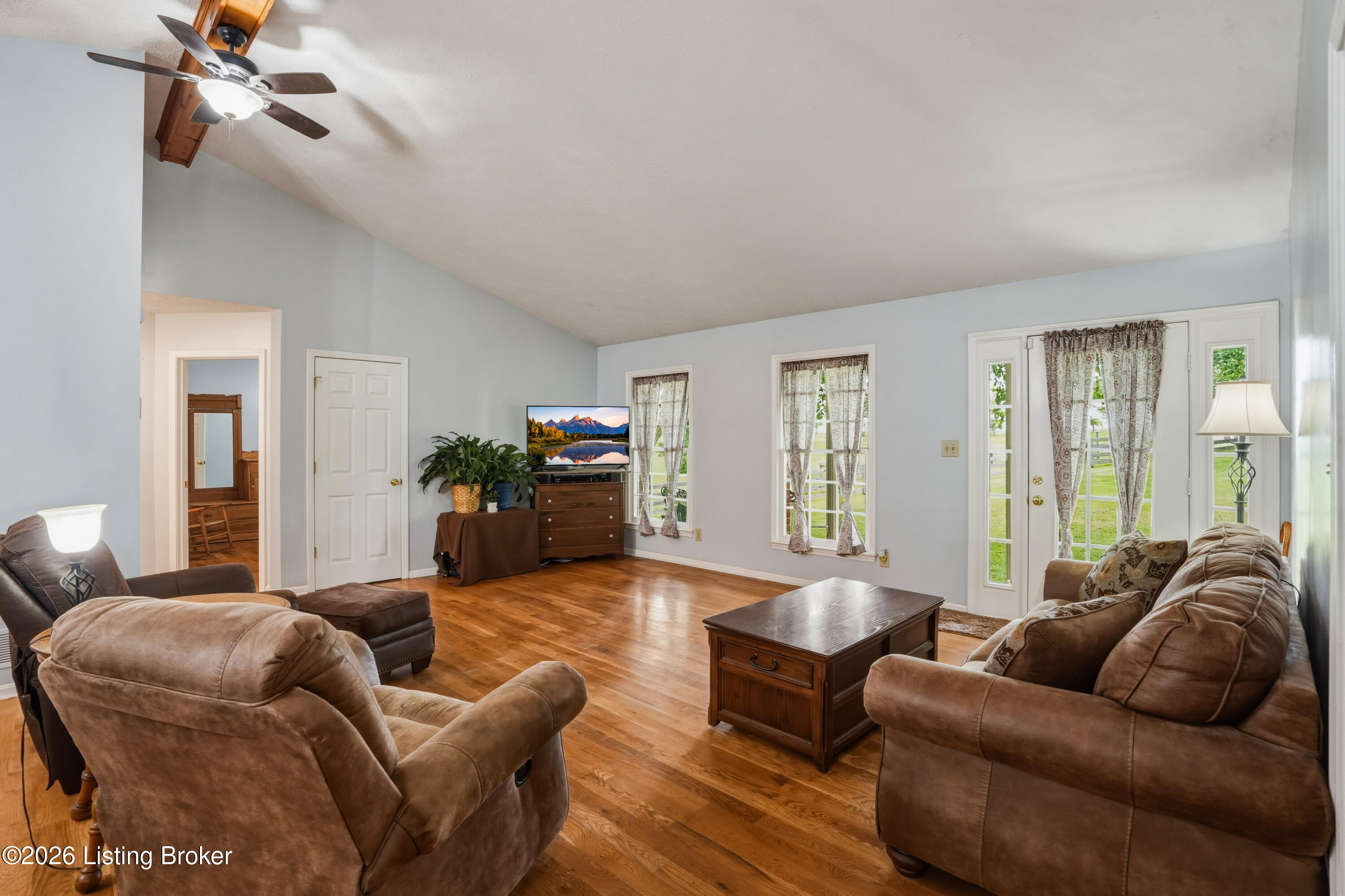 2714 Pea Ridge Rd Property Photo 13