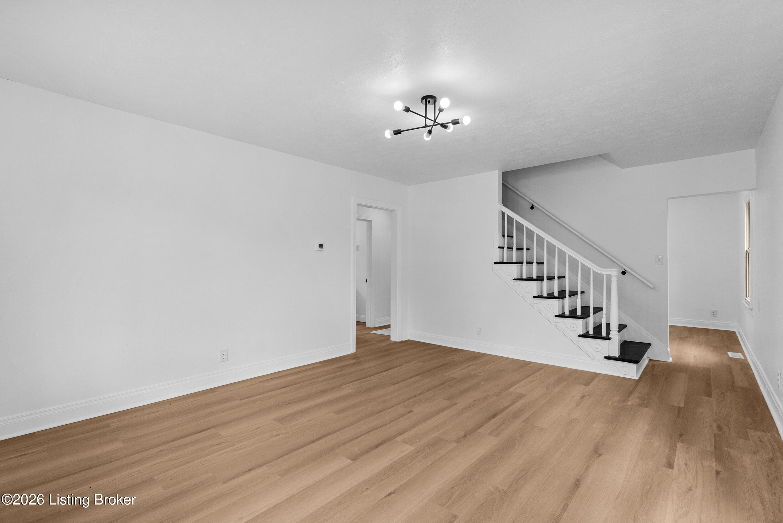 3803 Kahlert Ave Property Photo 3