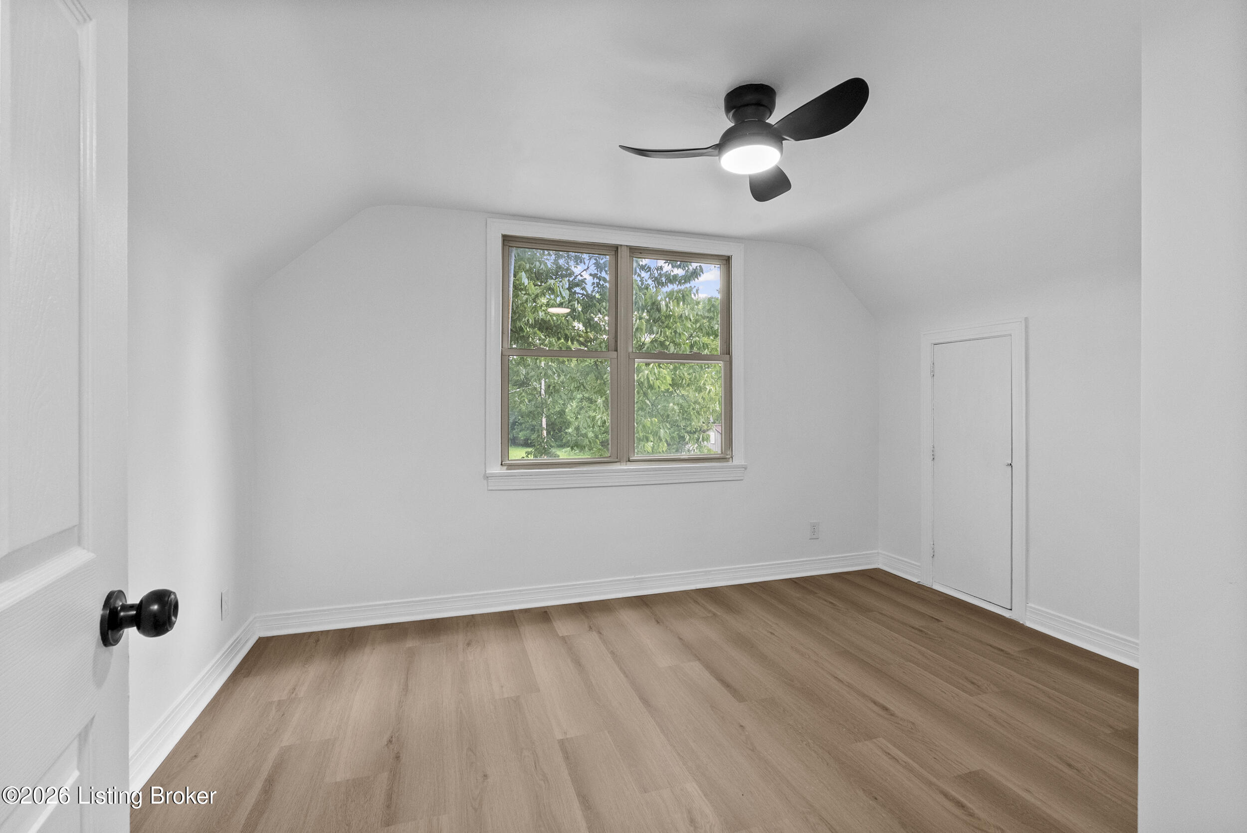 3803 Kahlert Ave Property Photo 19