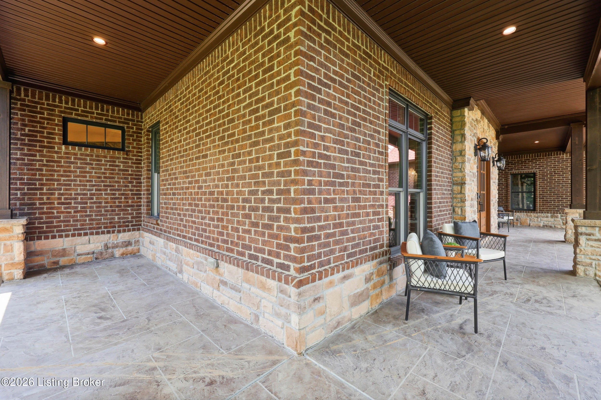3214 Falls Park Pl Property Photo 7