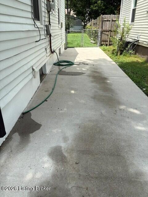 1806 S 24th St Property Photo 2