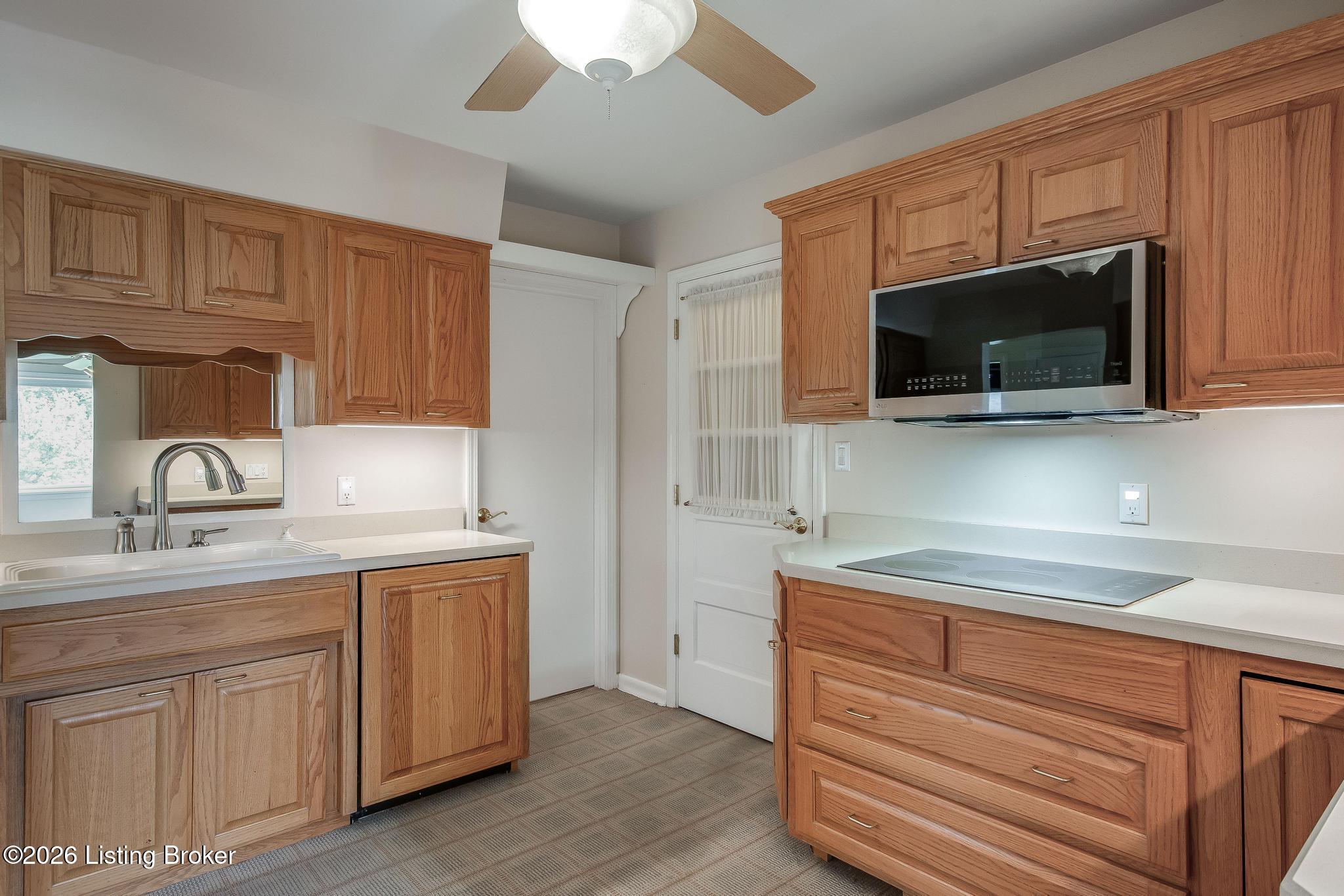 5900 Outer Loop Property Photo 20