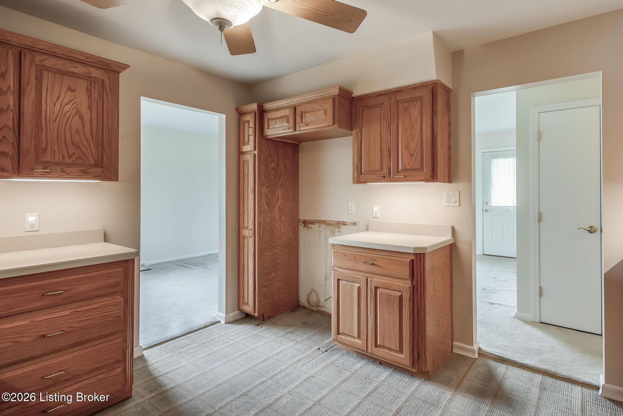 5900 Outer Loop Property Photo 22