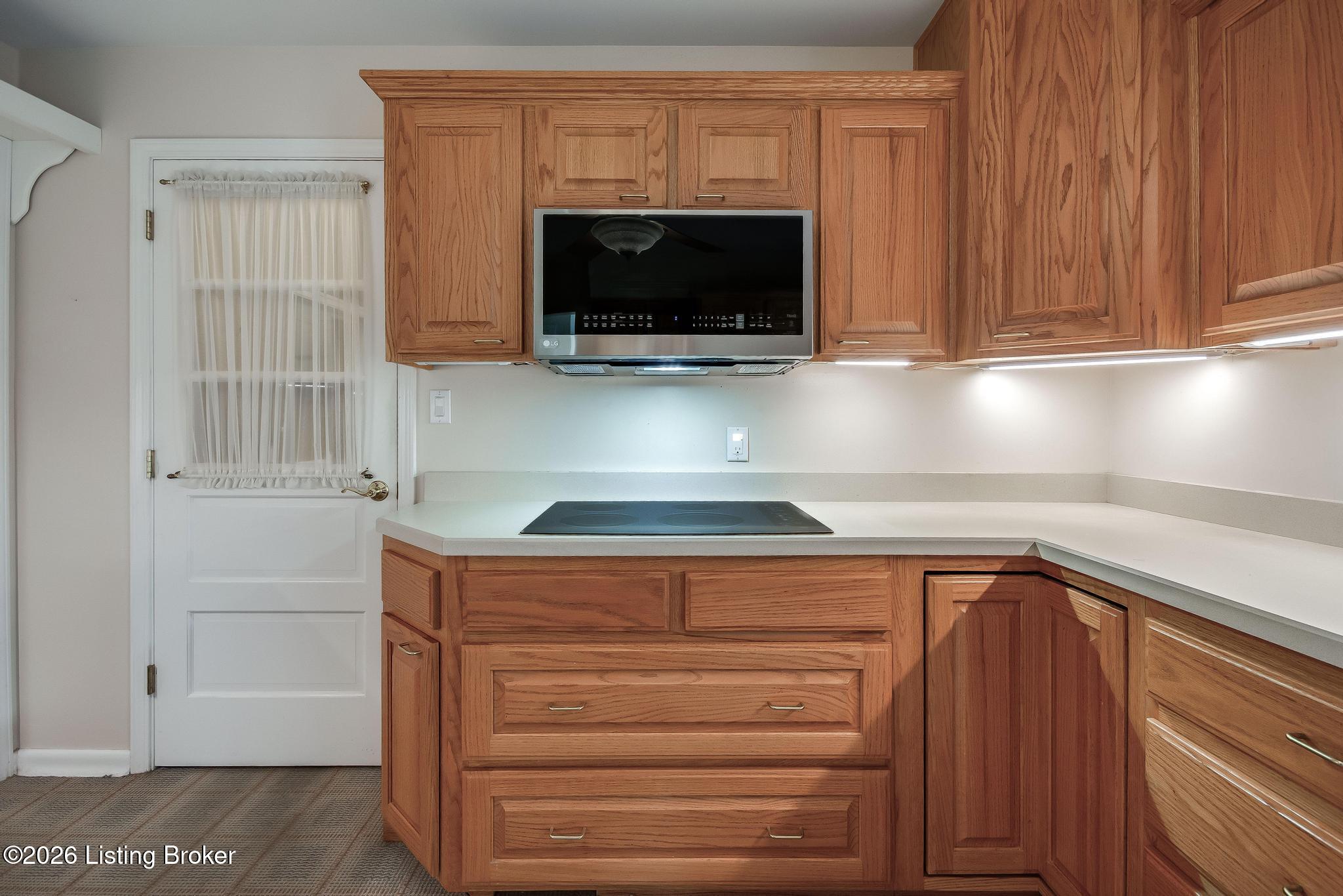 5900 Outer Loop Property Photo 24