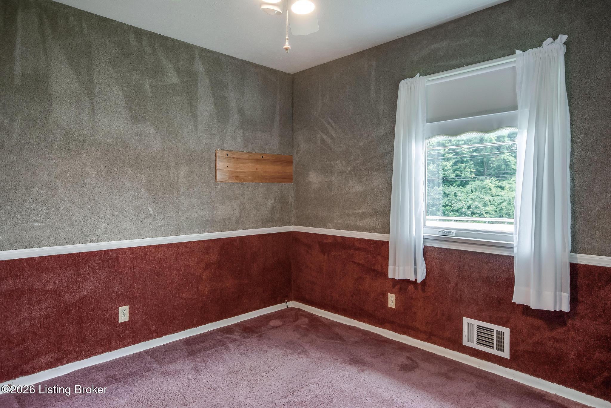 5900 Outer Loop Property Photo 46