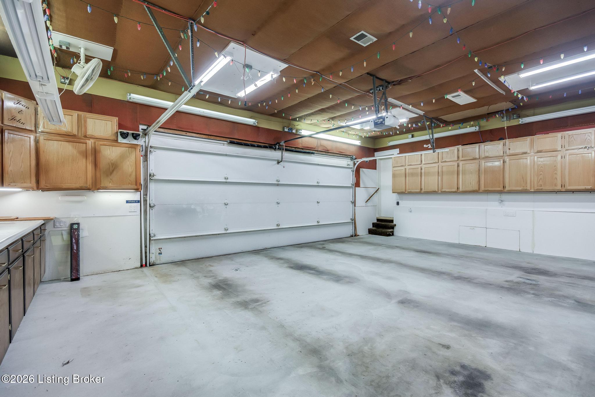 5900 Outer Loop Property Photo 62