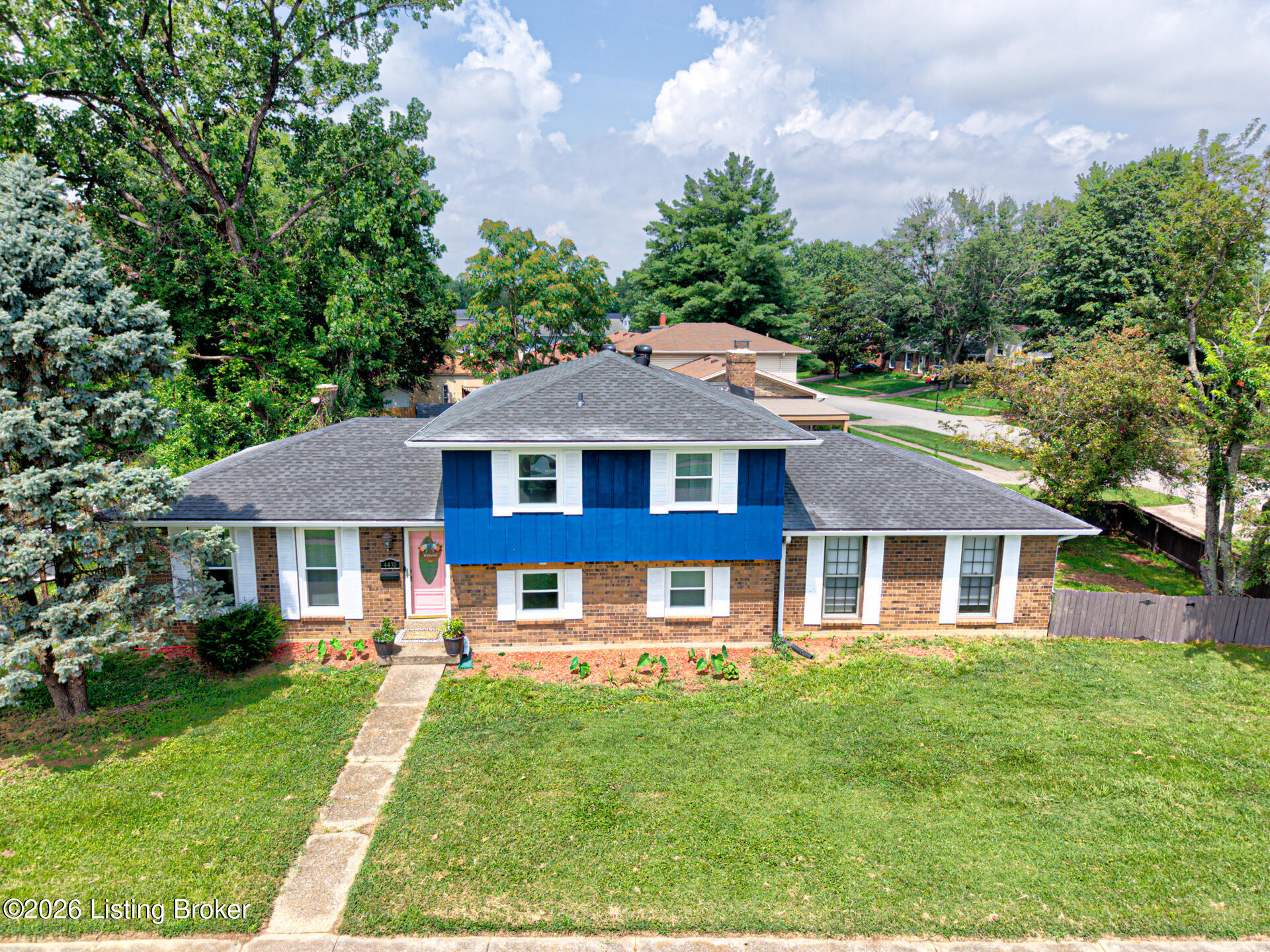 4430 Woodgate Ln Property Photo 36