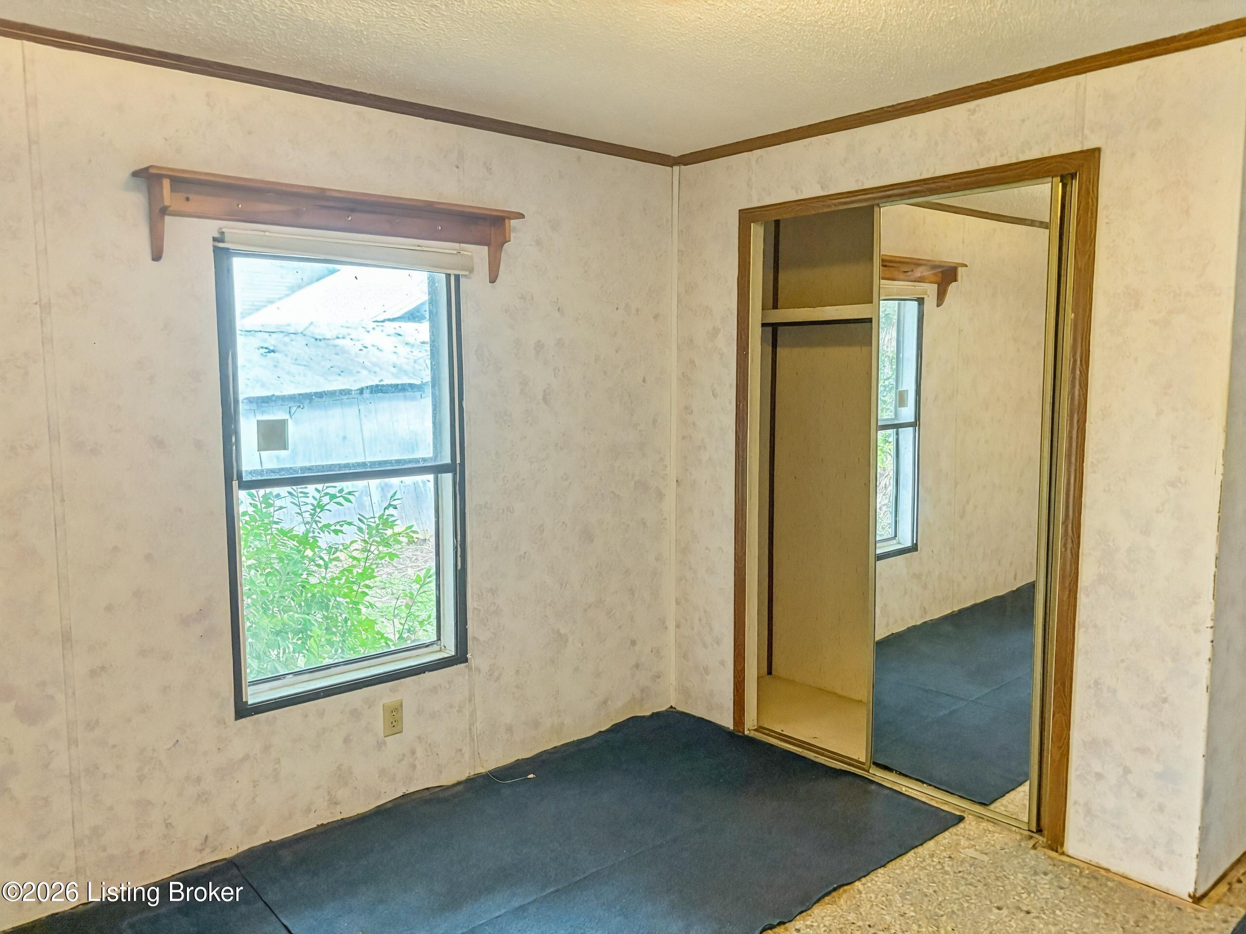 6405 4th St Property Photo 18