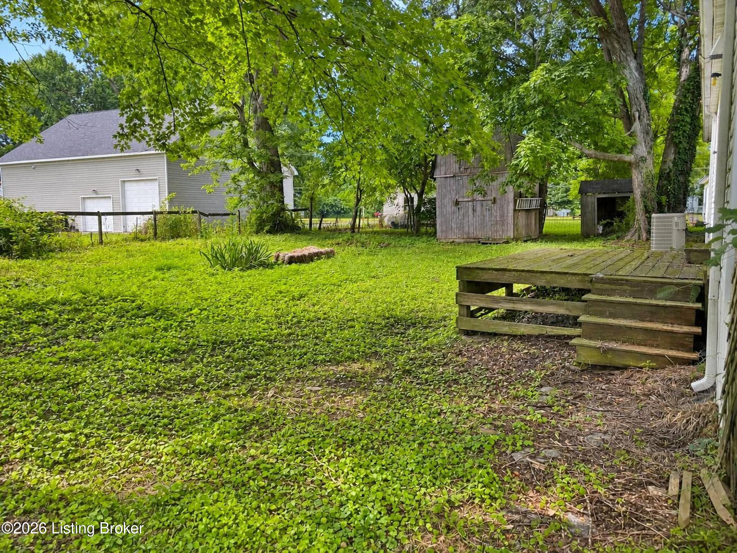 6405 4th St Property Photo 24