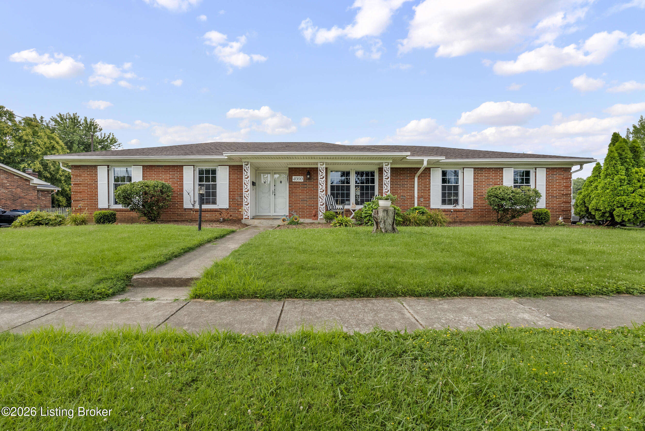 4000 Landside Dr Property Photo 1