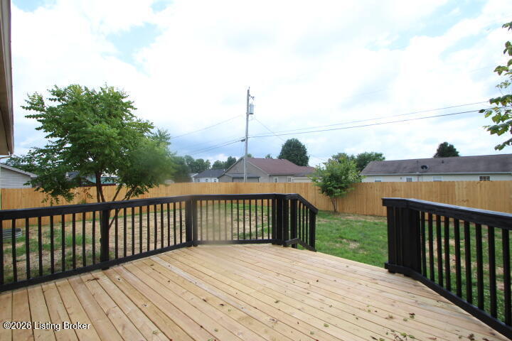 3104 Fawn Leap Dr Property Photo 3