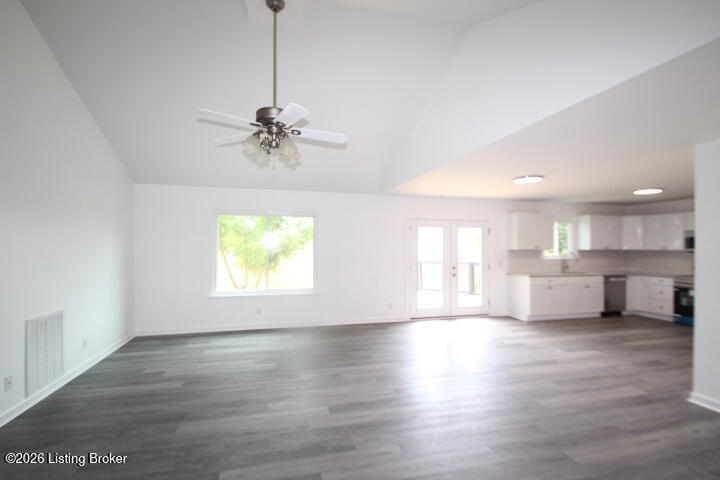 3104 Fawn Leap Dr Property Photo 8