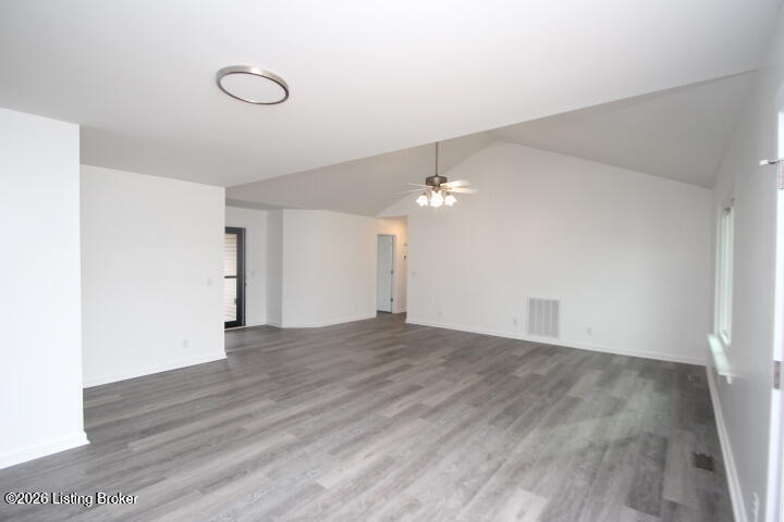 3104 Fawn Leap Dr Property Photo 10