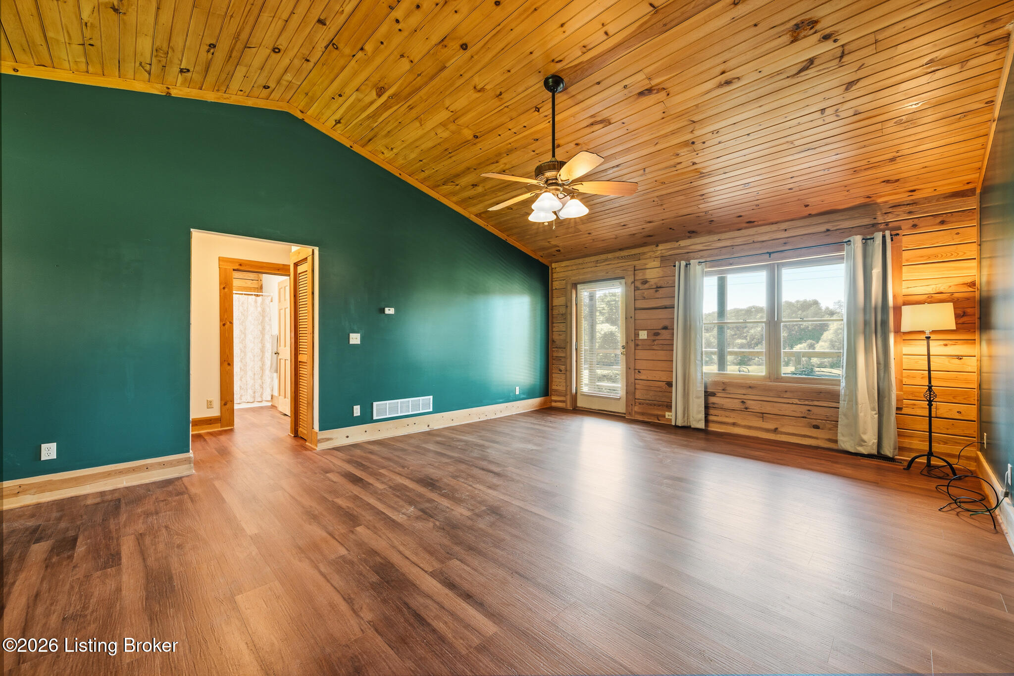 130 Marbrook Ln Property Photo 12