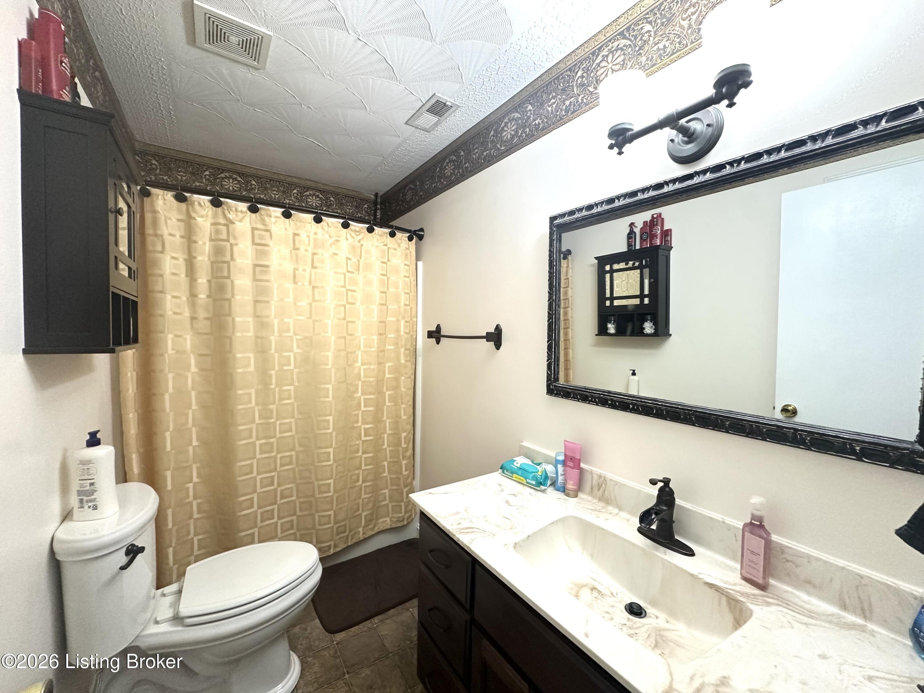 110 Pineview Dr Property Photo 12