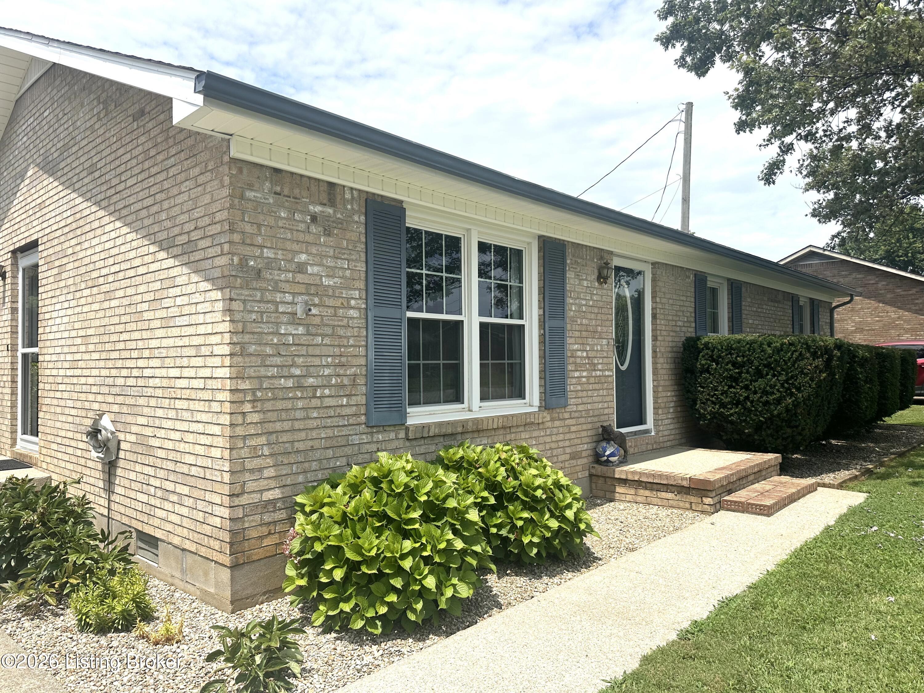 110 Pineview Dr Property Photo 17