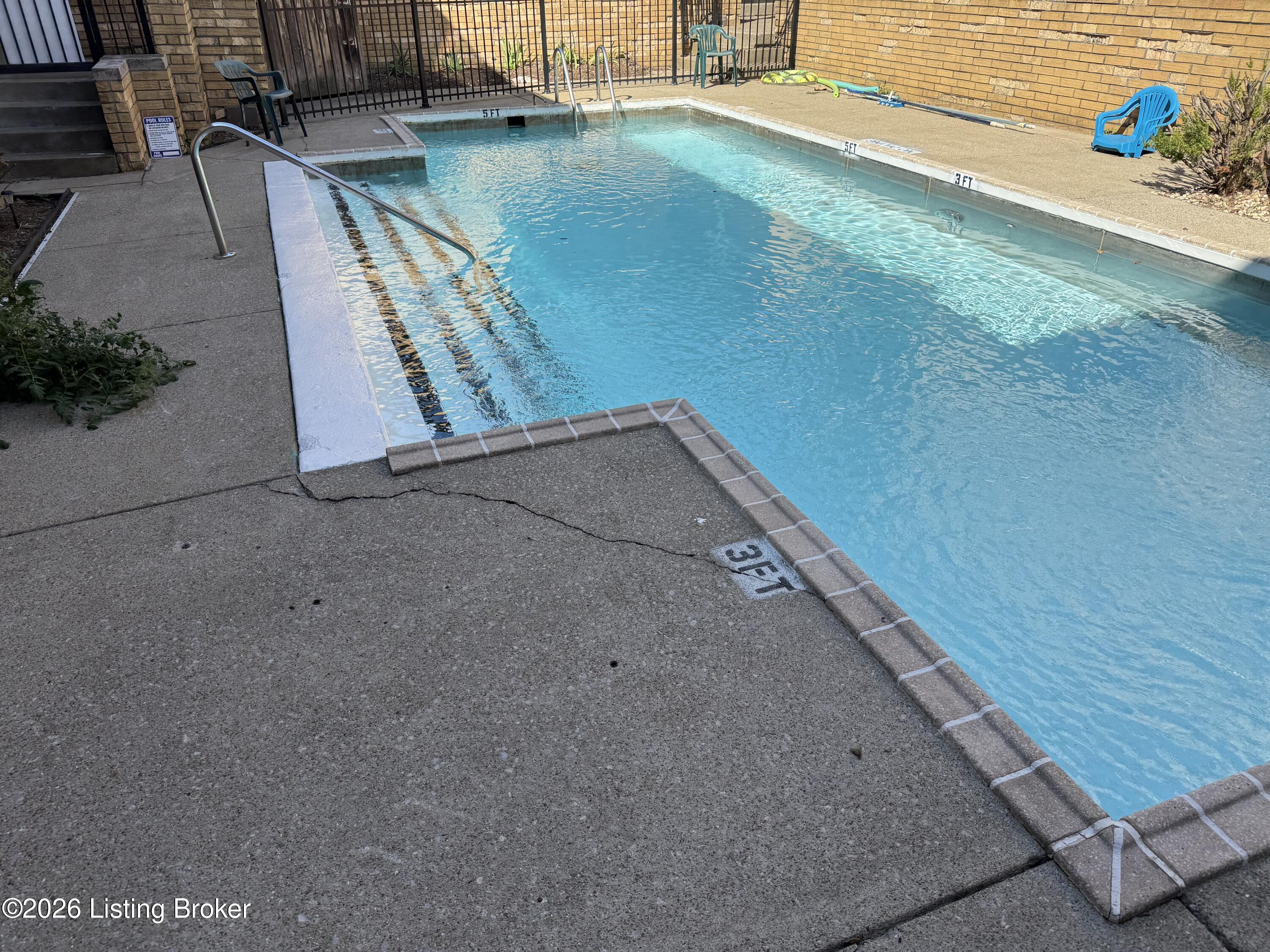 2505 Brownsboro Rd Apt B5 Property Photo 18