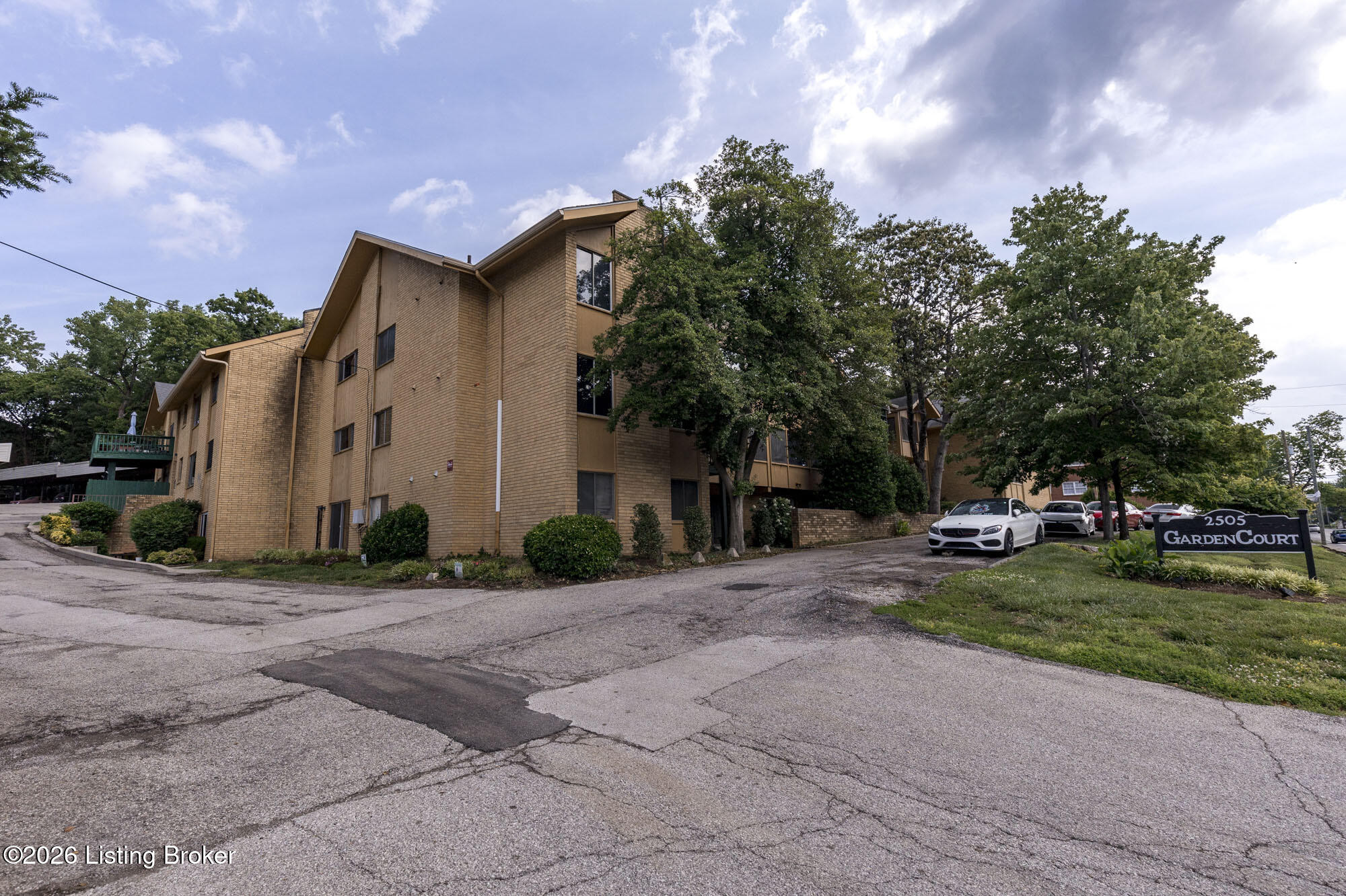 2505 Brownsboro Rd Apt B5 Property Photo 20