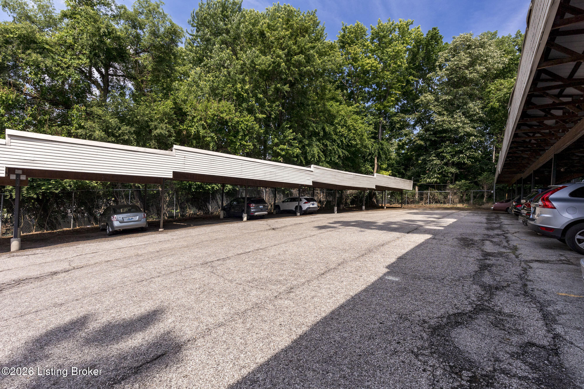 2505 Brownsboro Rd Apt B5 Property Photo 21