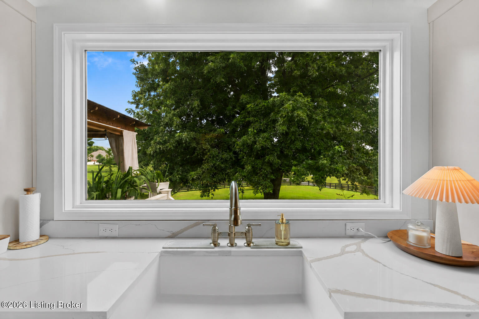 3124 English Way Property Photo 18