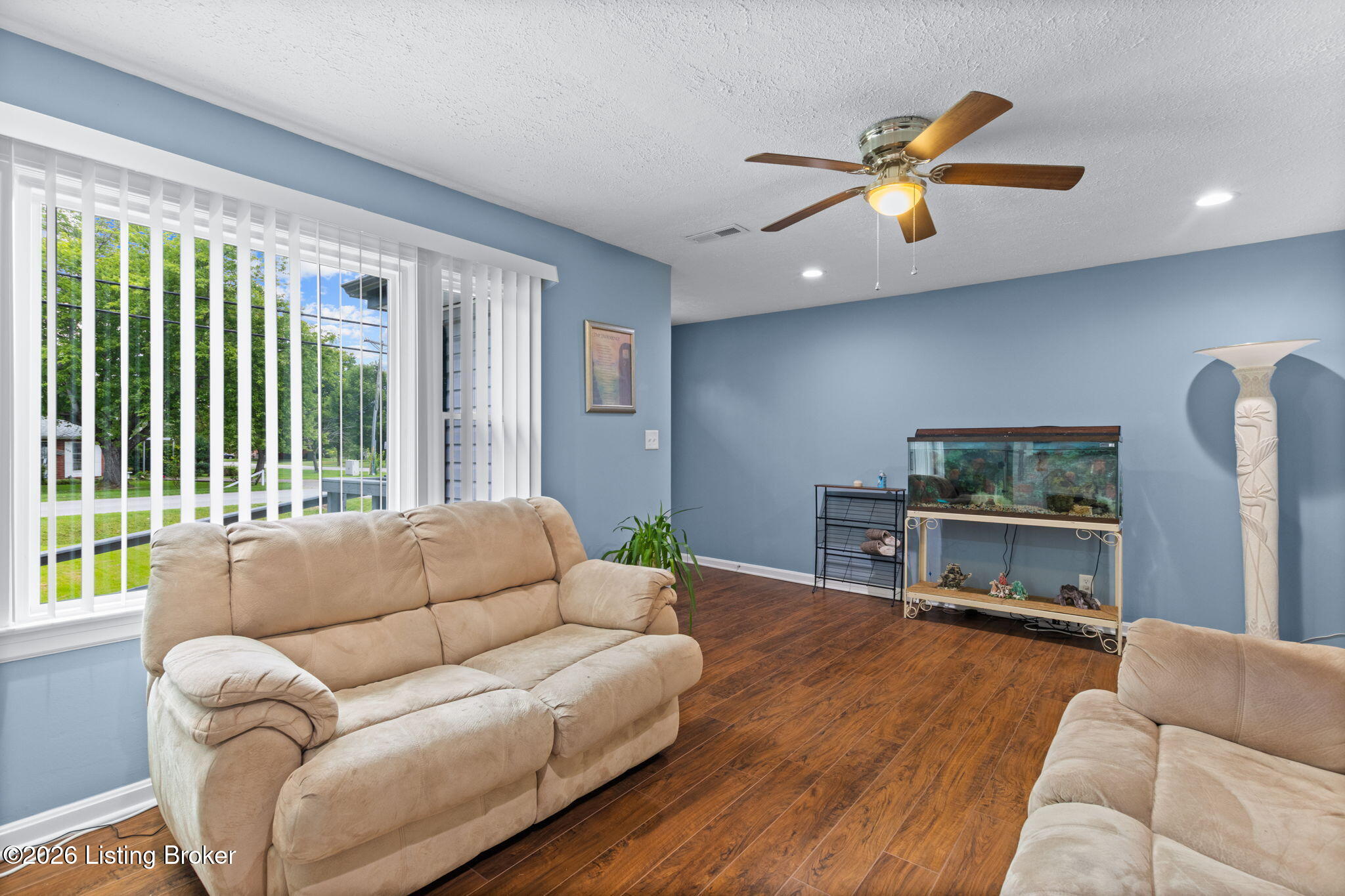 208 Downes Ln Property Photo 11