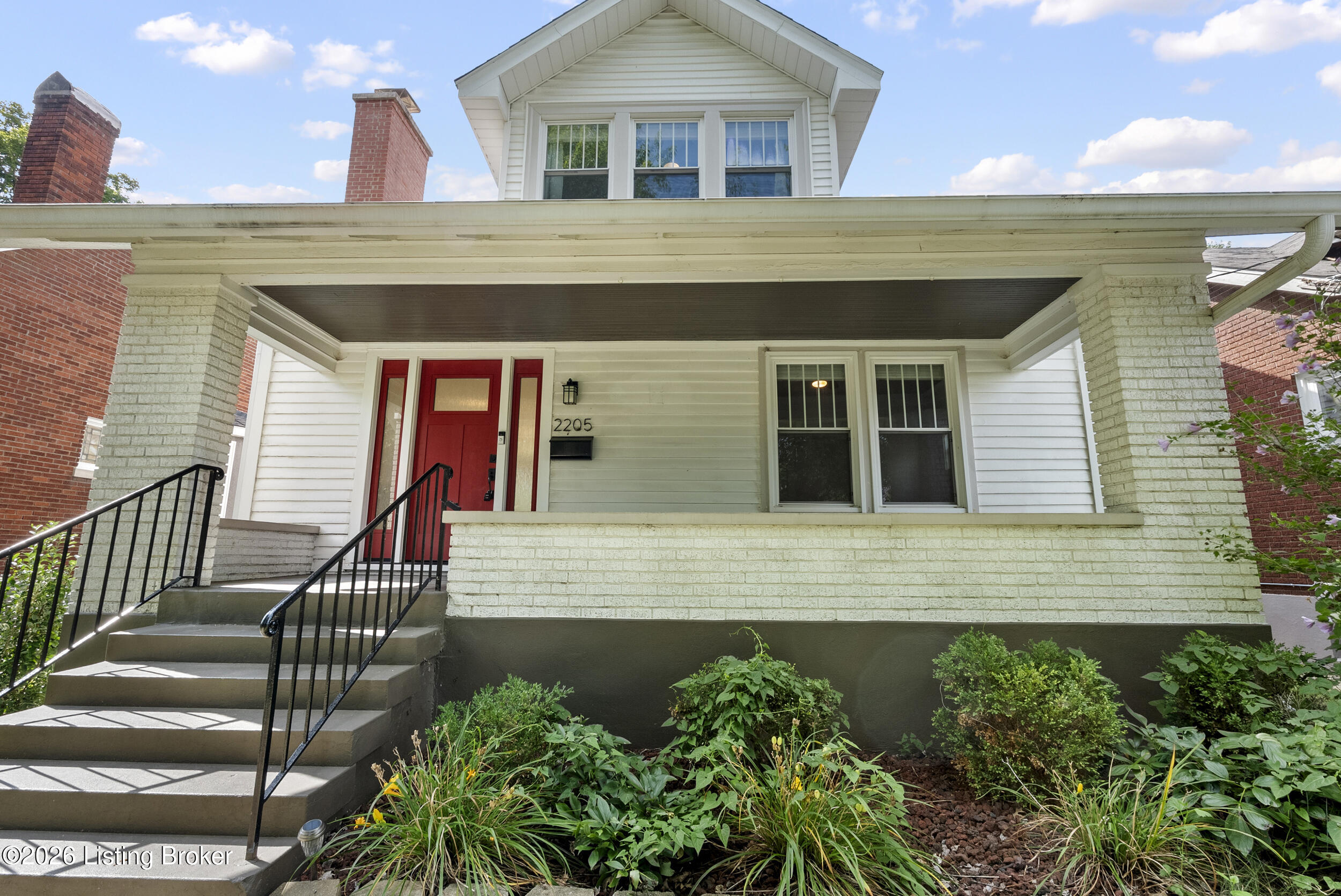 2205 Weber Ave Property Photo 4