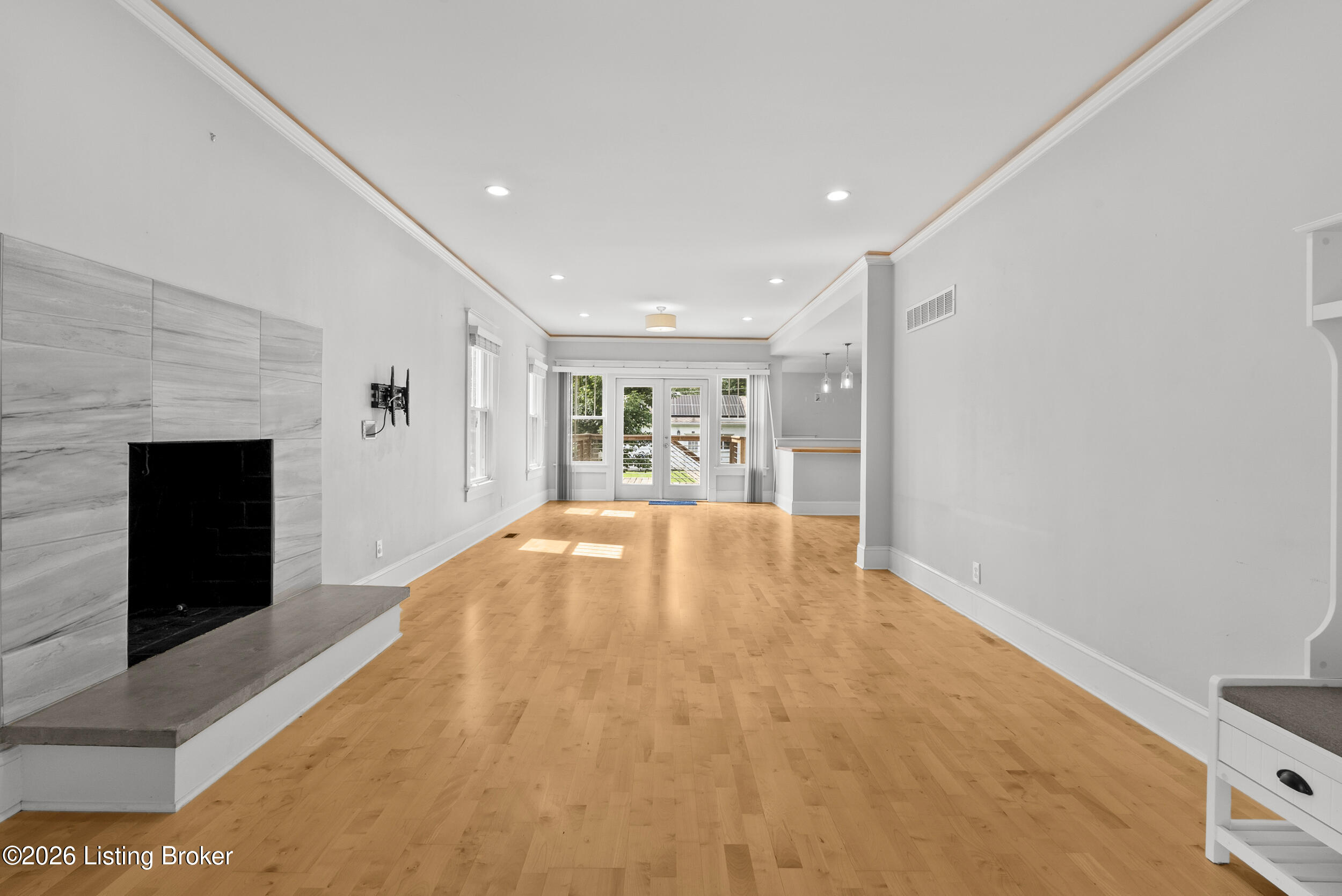 2205 Weber Ave Property Photo 9