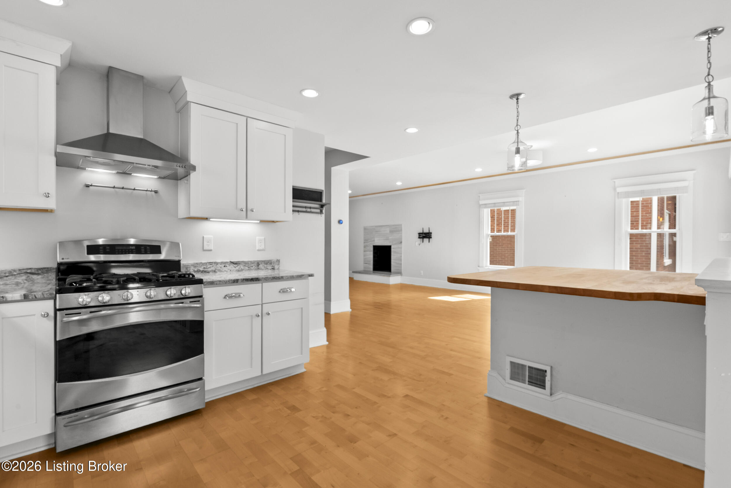 2205 Weber Ave Property Photo 16