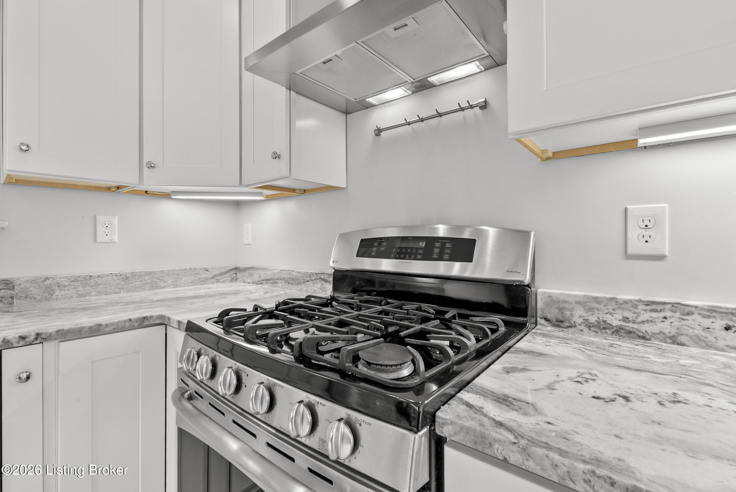 2205 Weber Ave Property Photo 19