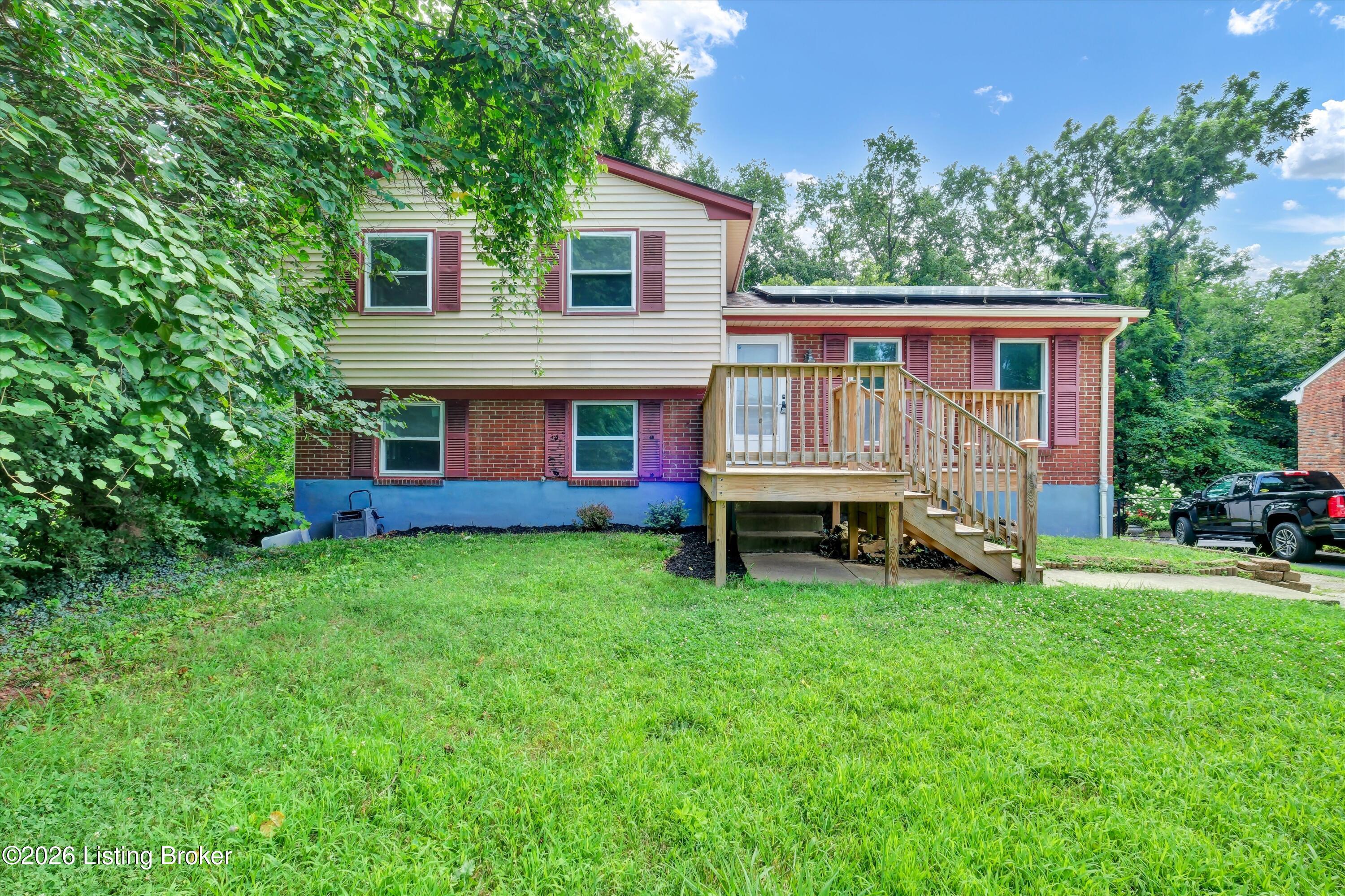 5507 Oakcreek Ln Property Photo 1