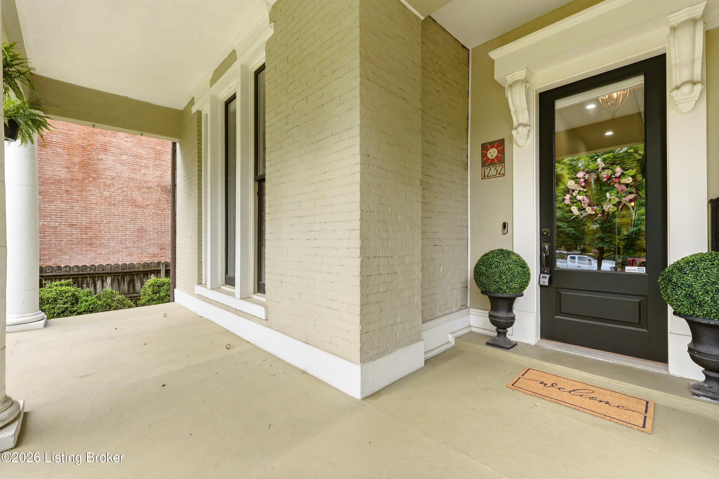 1232 S 6th St Property Photo 5