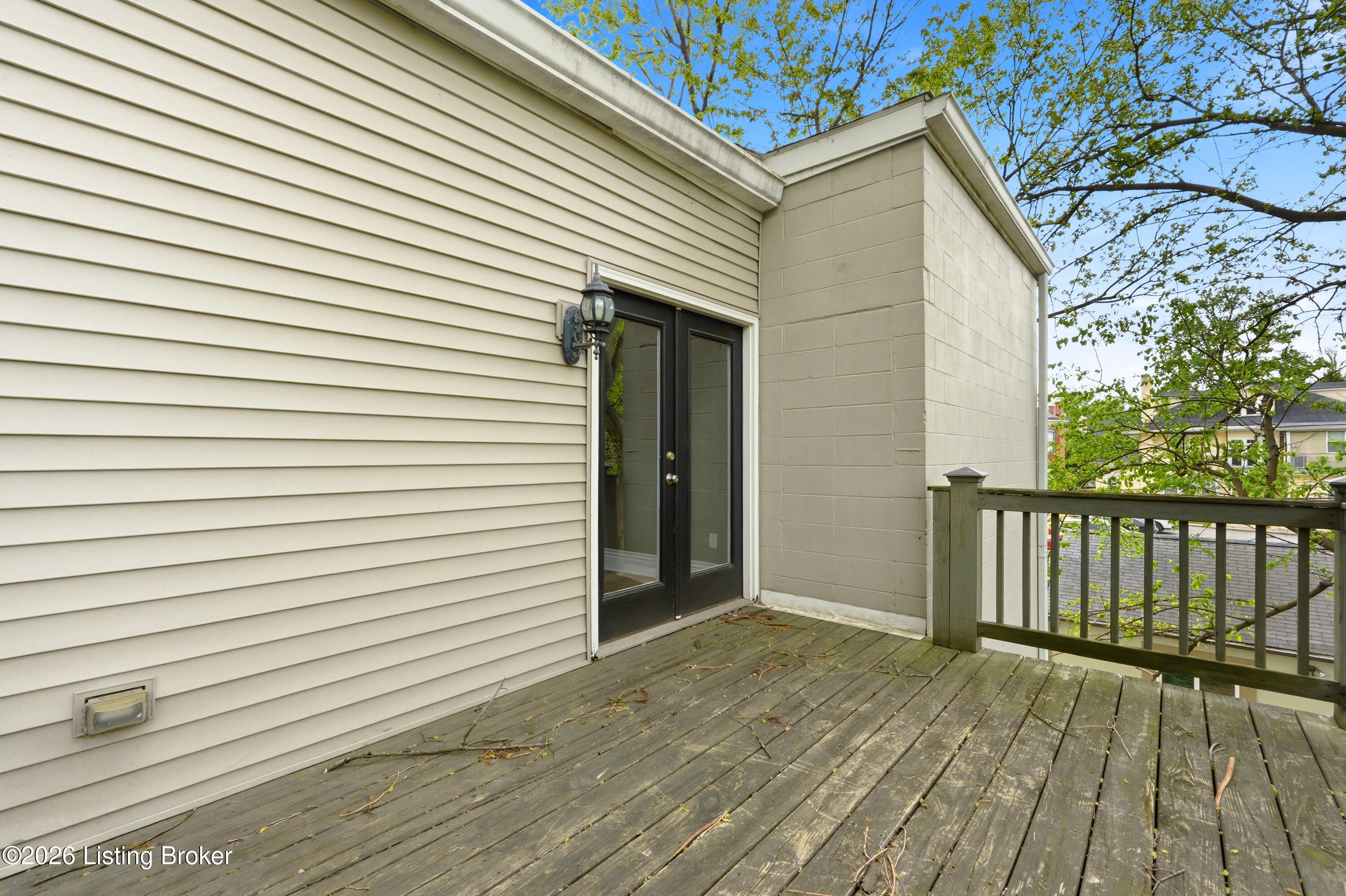 1232 S 6th St Property Photo 33