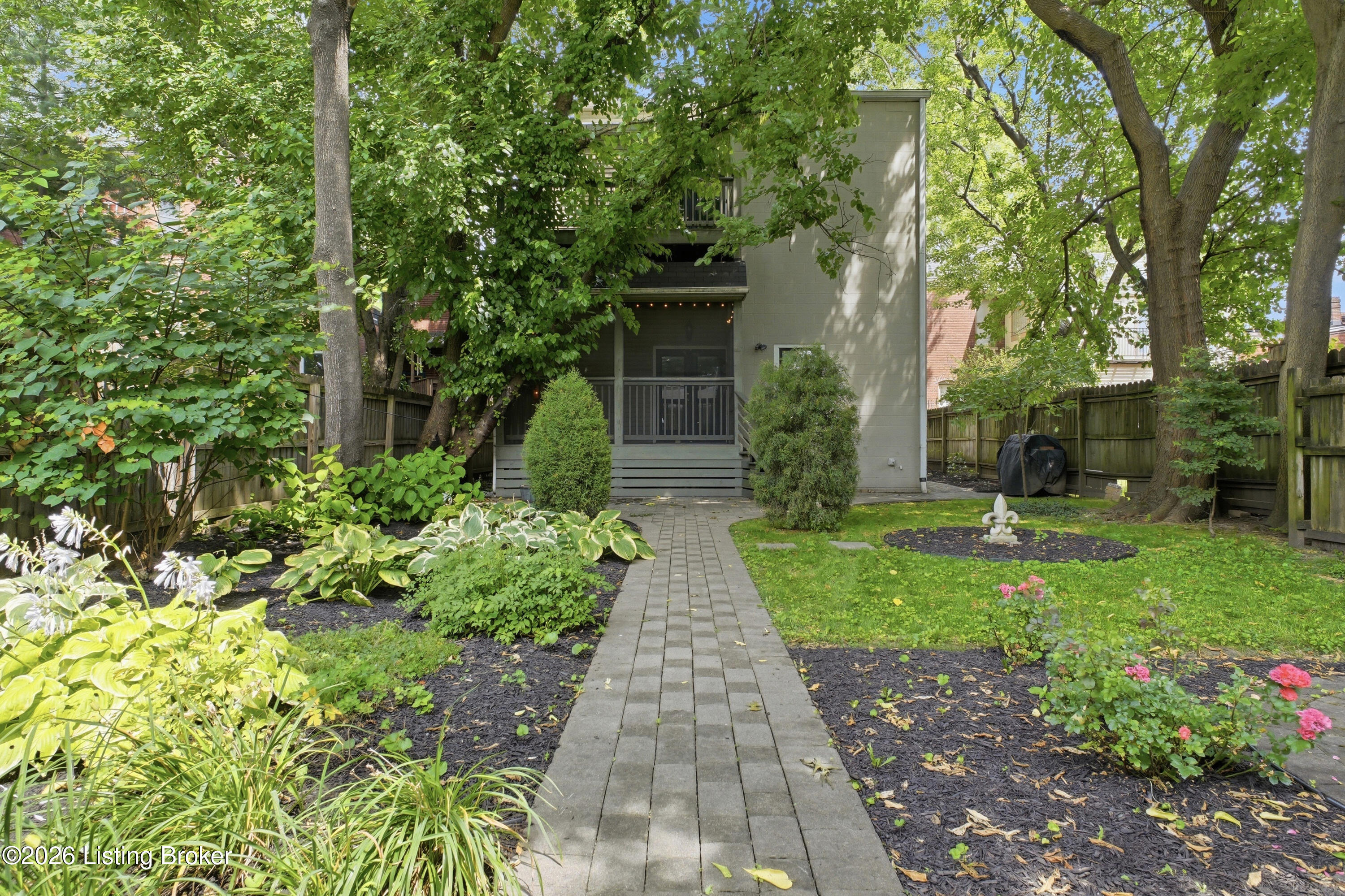 1232 S 6th St Property Photo 58