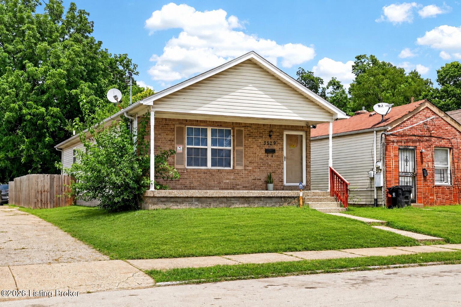 3529 Hale Ave Property Photo 2
