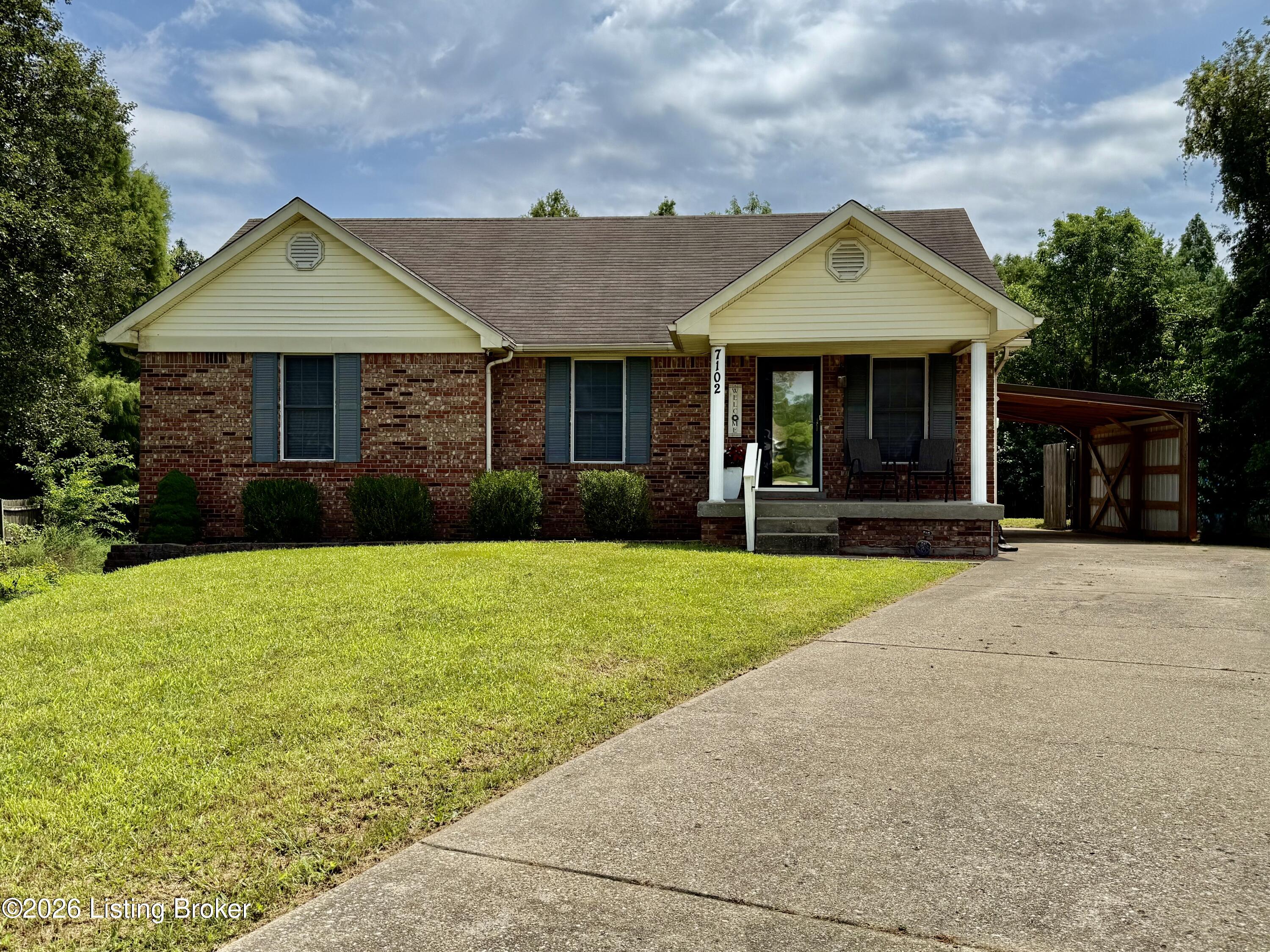 7102 Brook Garden Pl Property Photo 1