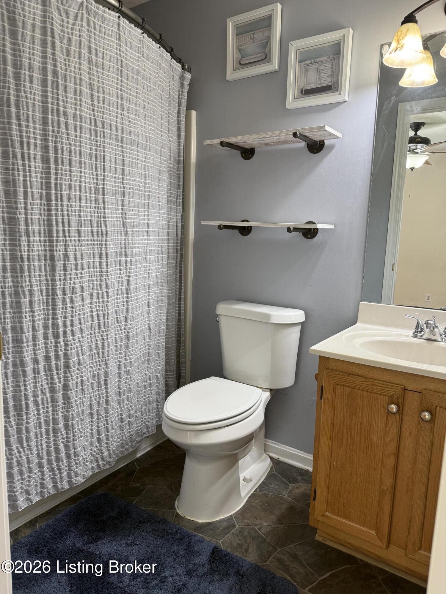 7102 Brook Garden Pl Property Photo 14