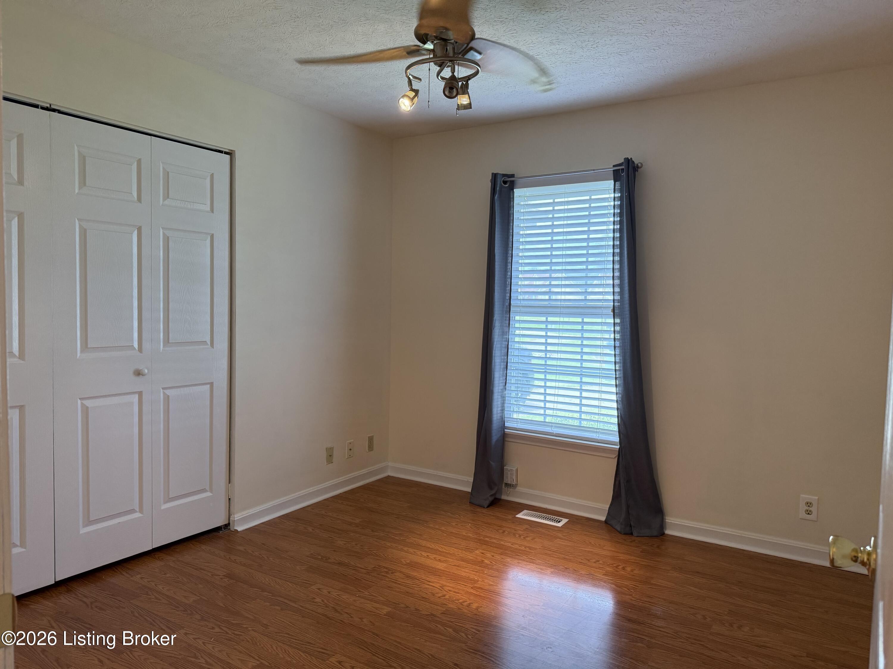 7102 Brook Garden Pl Property Photo 17