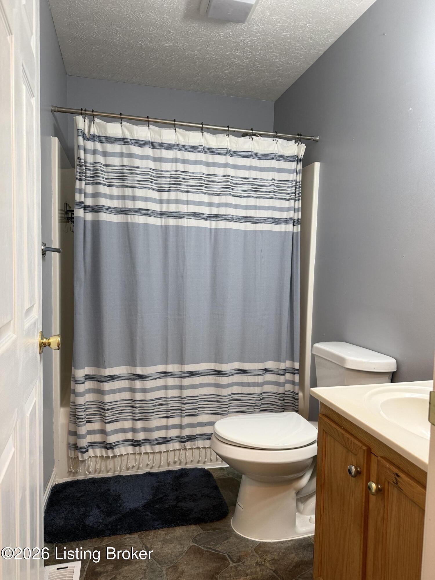 7102 Brook Garden Pl Property Photo 19