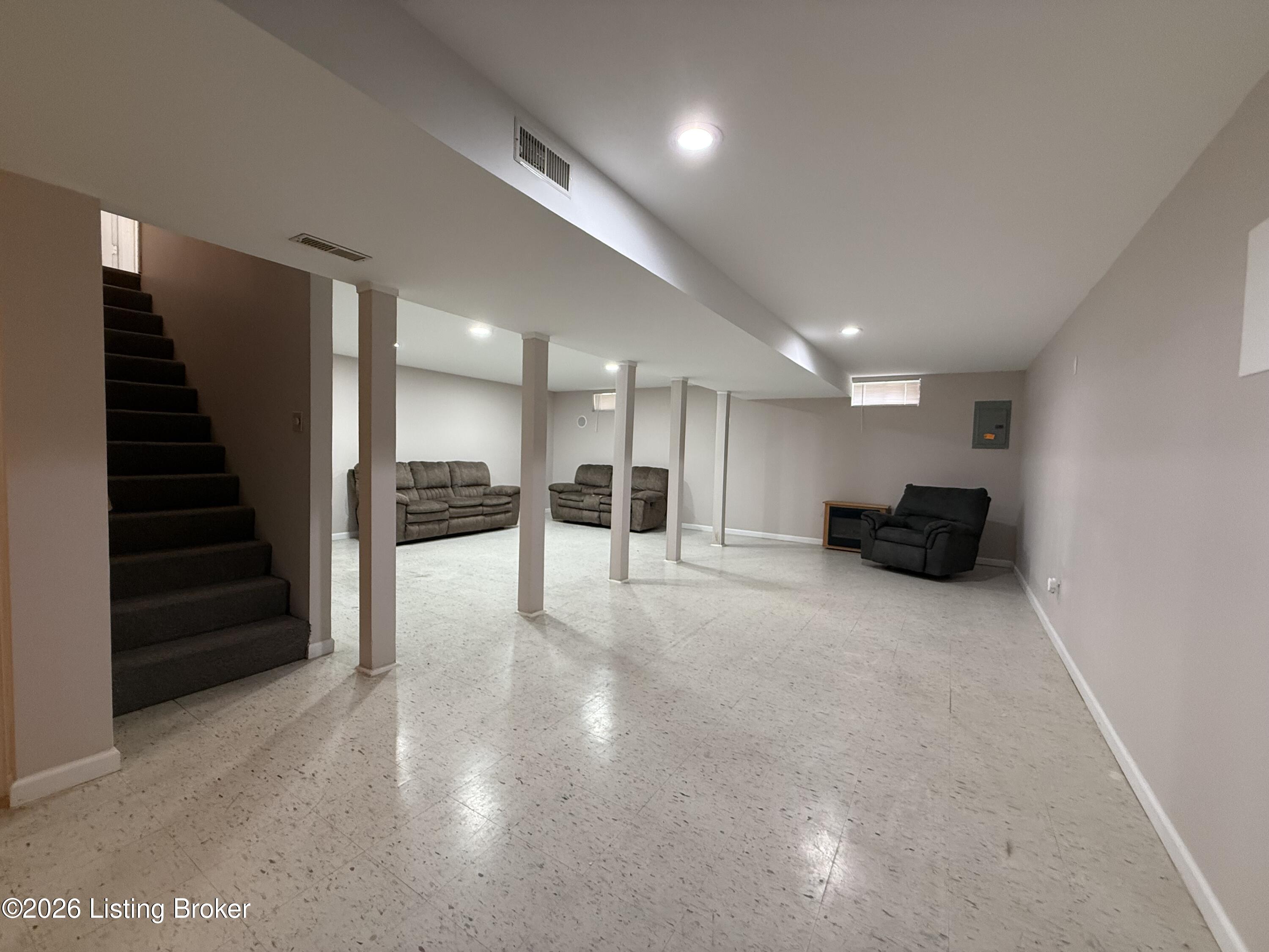 7102 Brook Garden Pl Property Photo 26