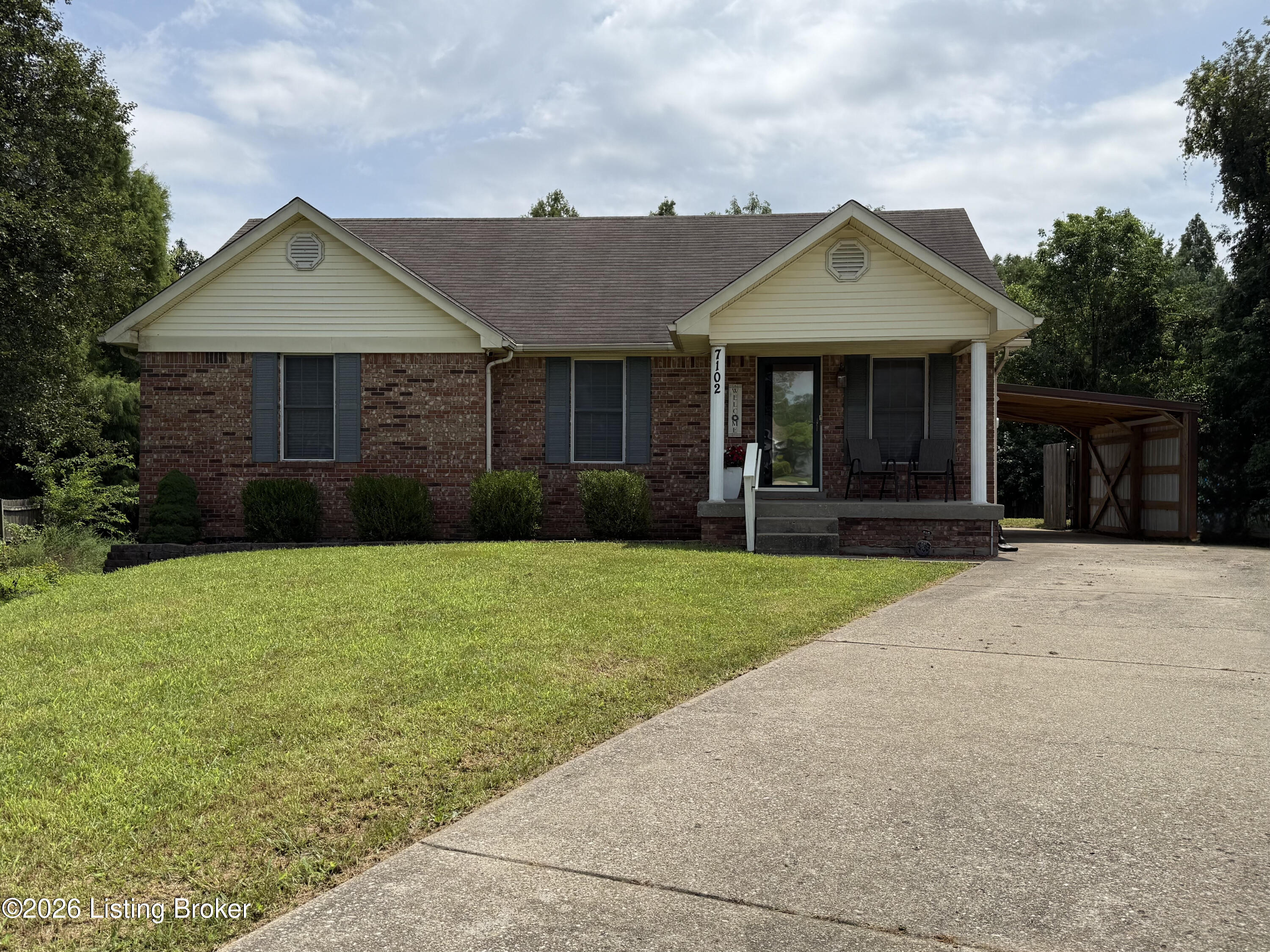7102 Brook Garden Pl Property Photo 32