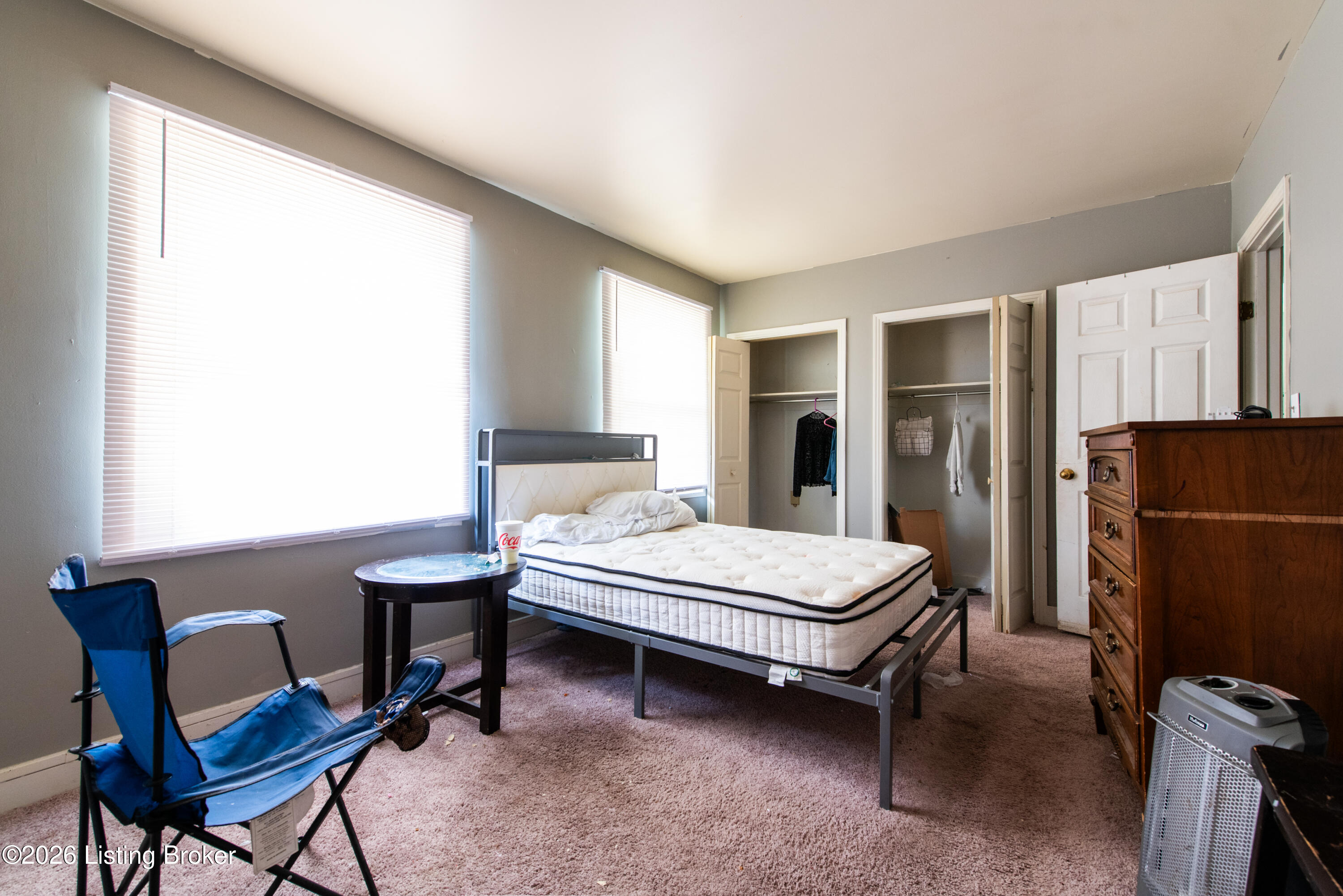 1 College Ct Property Photo 11
