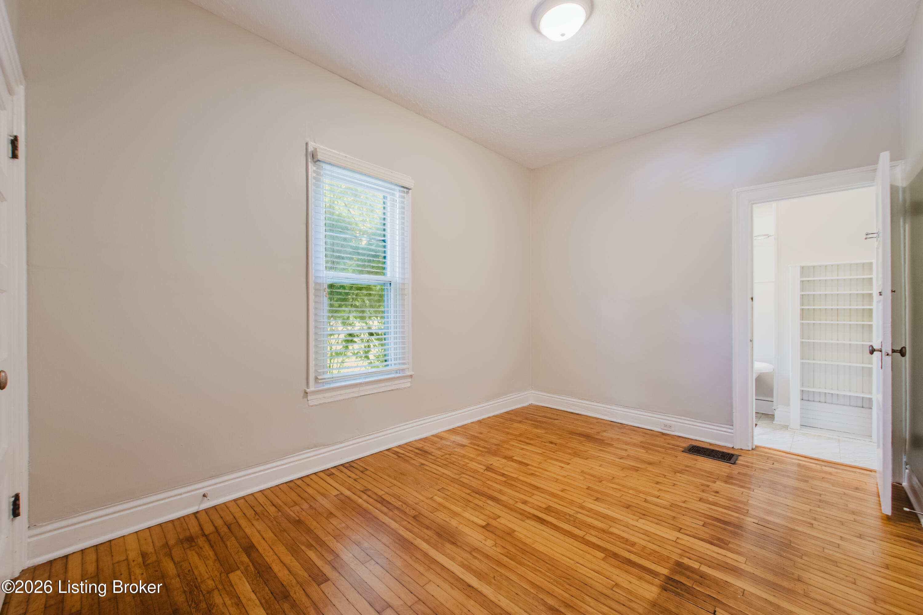 2128 Speed Ave Property Photo 16