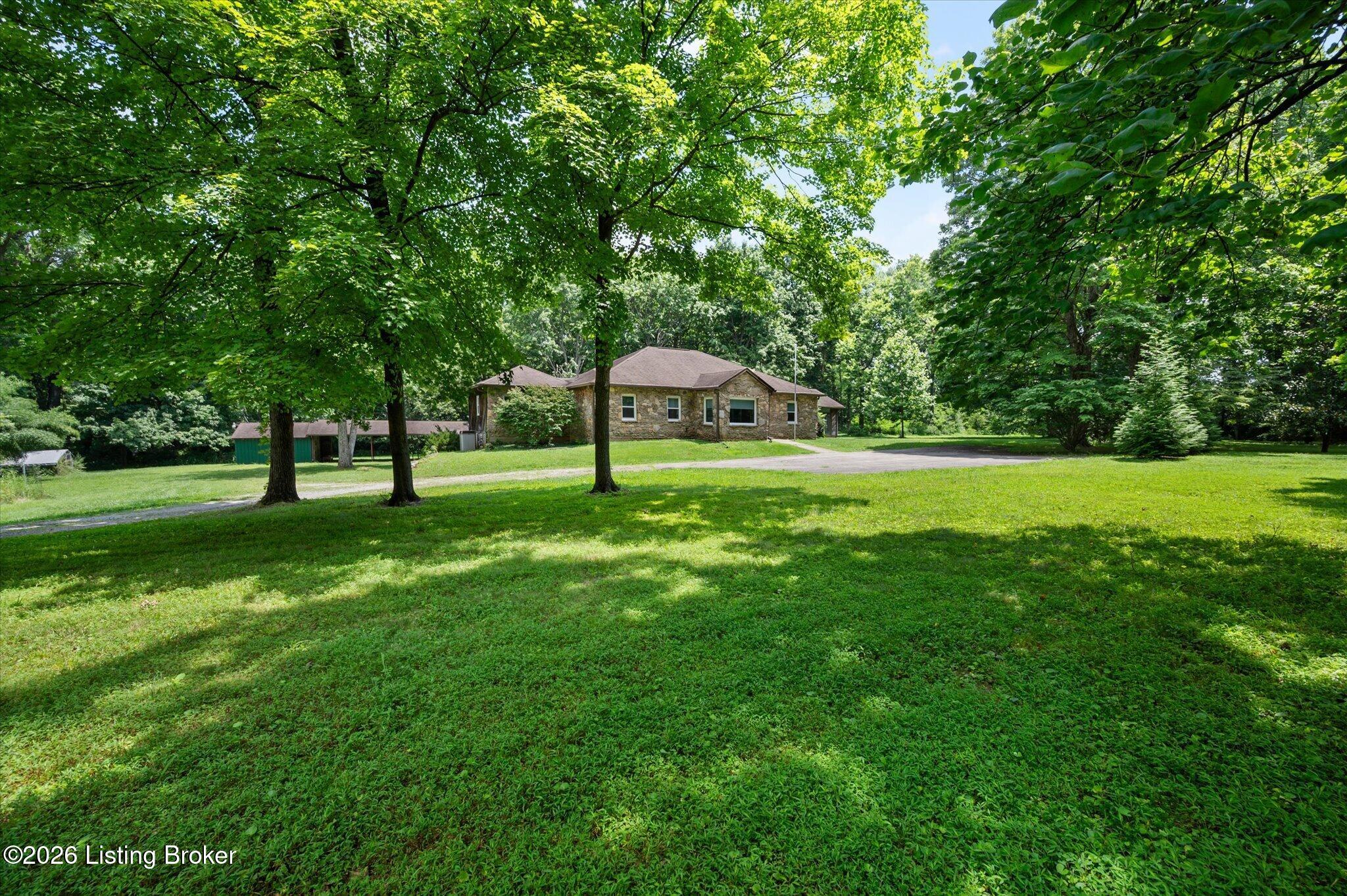 11108 Shady Hollow Dr Property Photo 1
