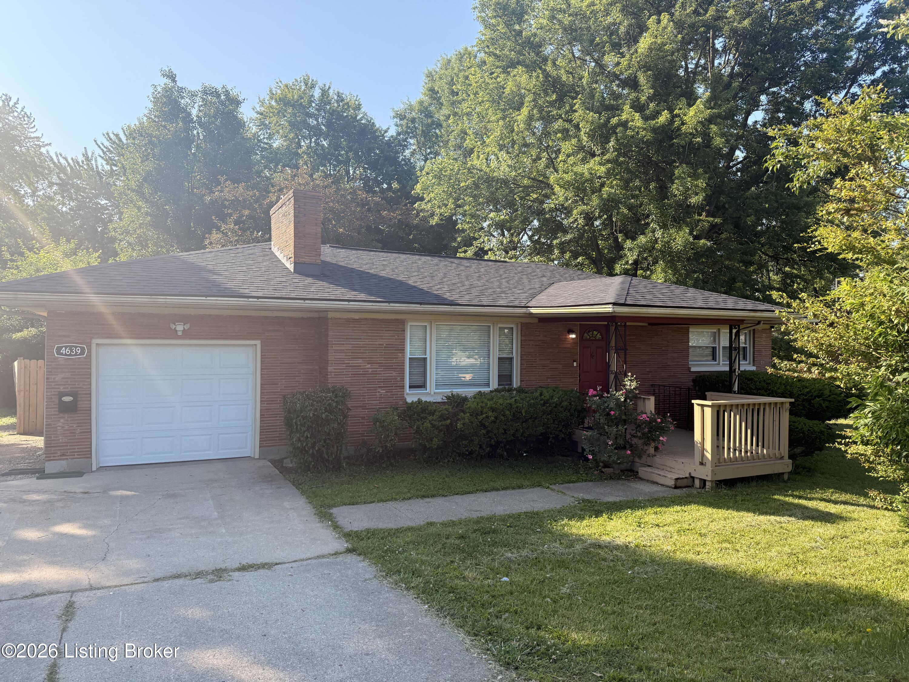 4639 Cane Run Rd Property Photo 3
