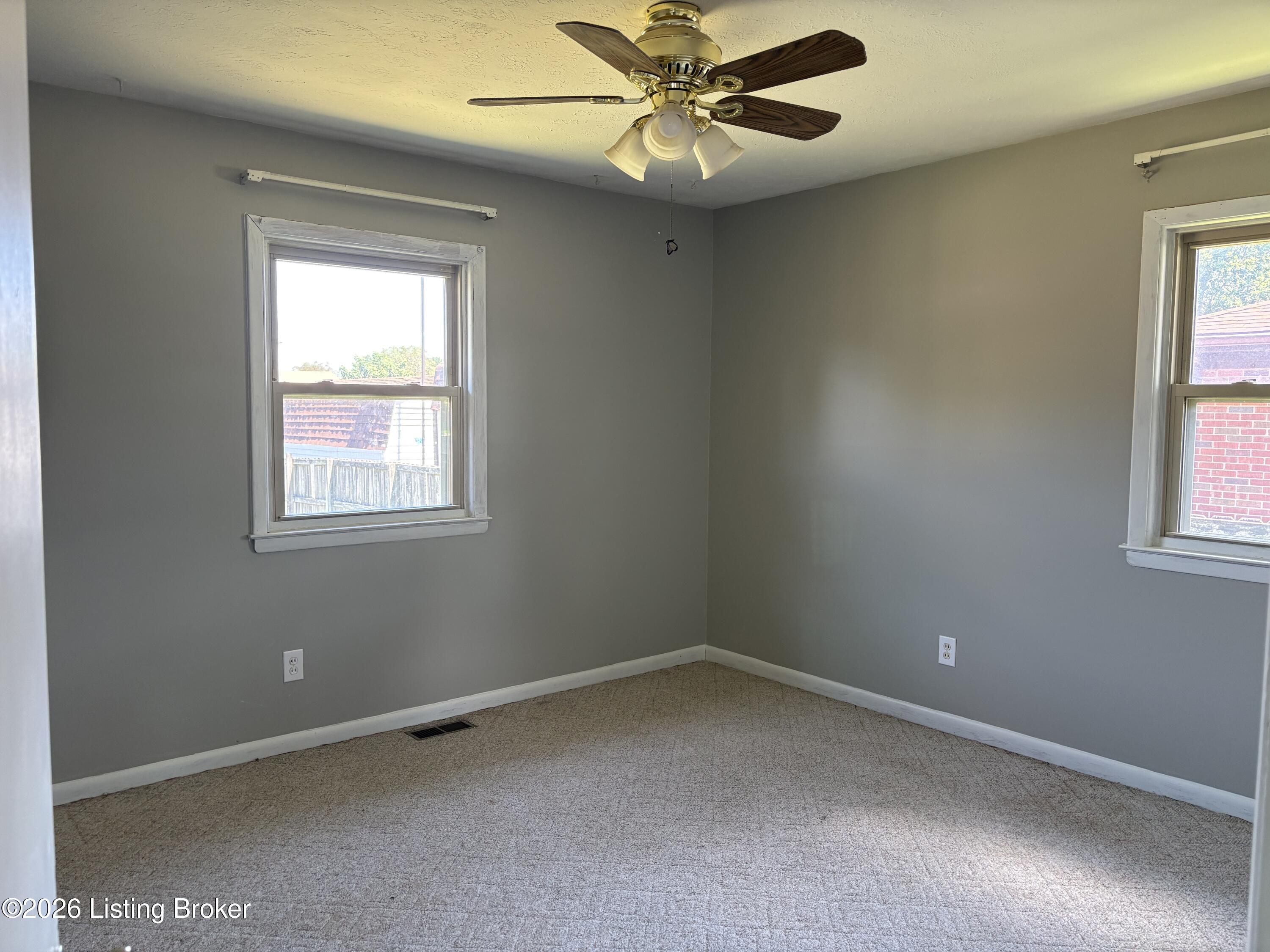 6709 Falling Star Dr Property Photo 15