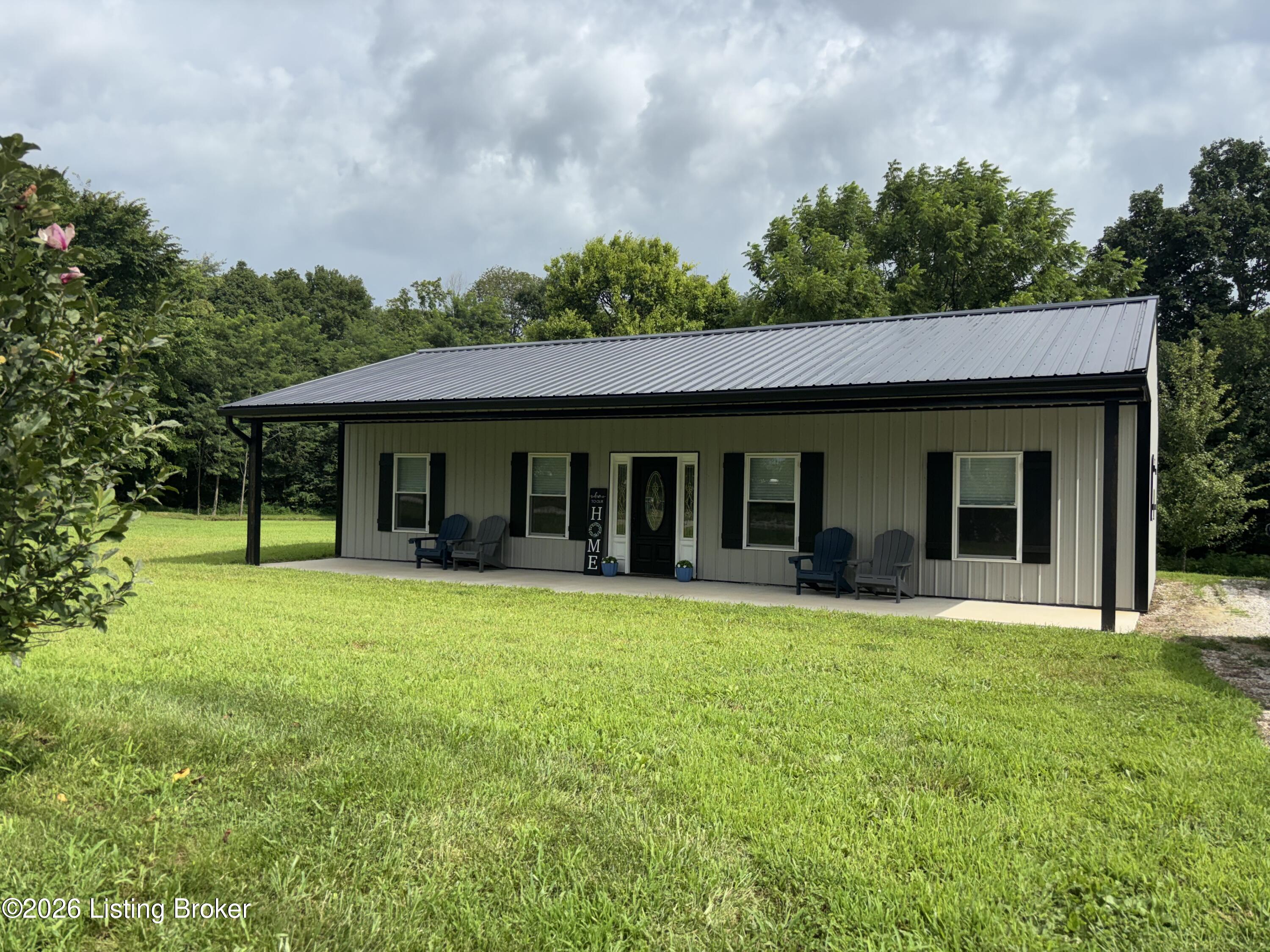 1622 Cedar Flats Rd Property Photo 1