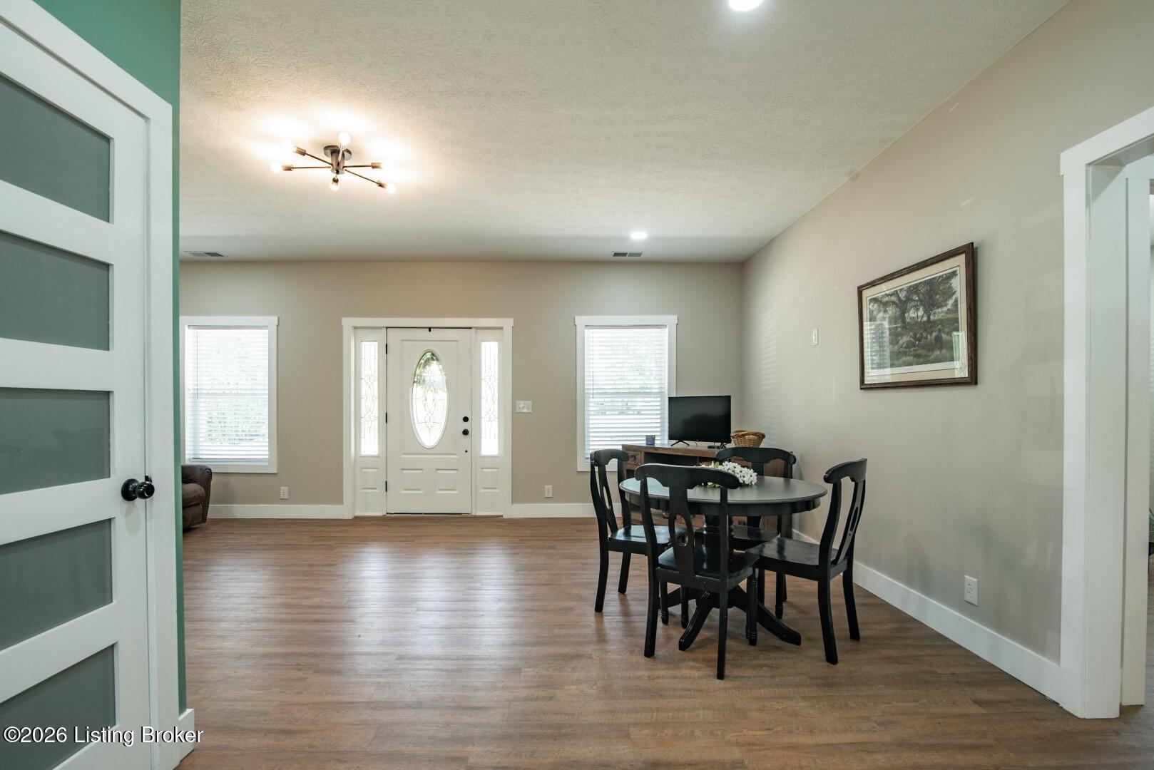 1622 Cedar Flats Rd Property Photo 8