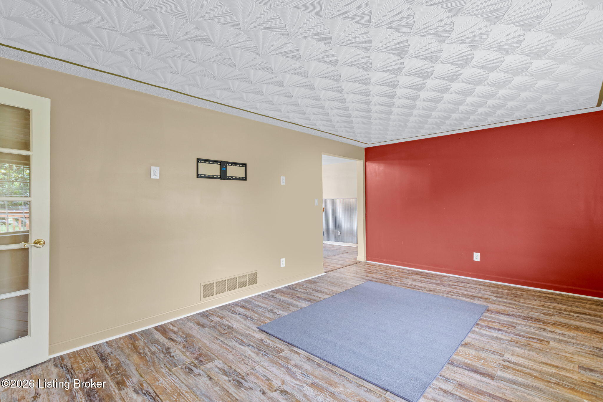 5225 Venus Dr Property Photo 13
