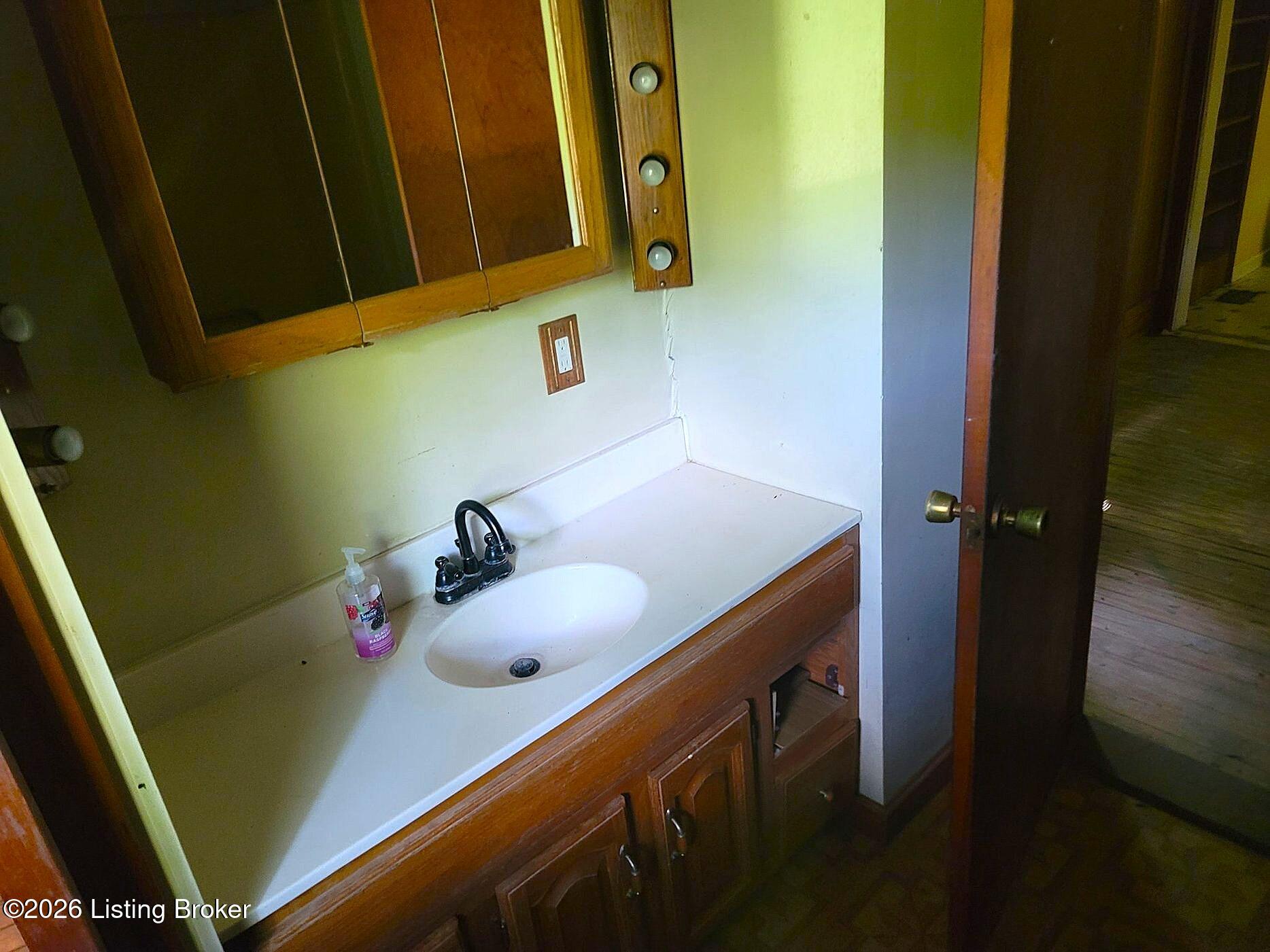 1955 Gilgal Rd Property Photo 7
