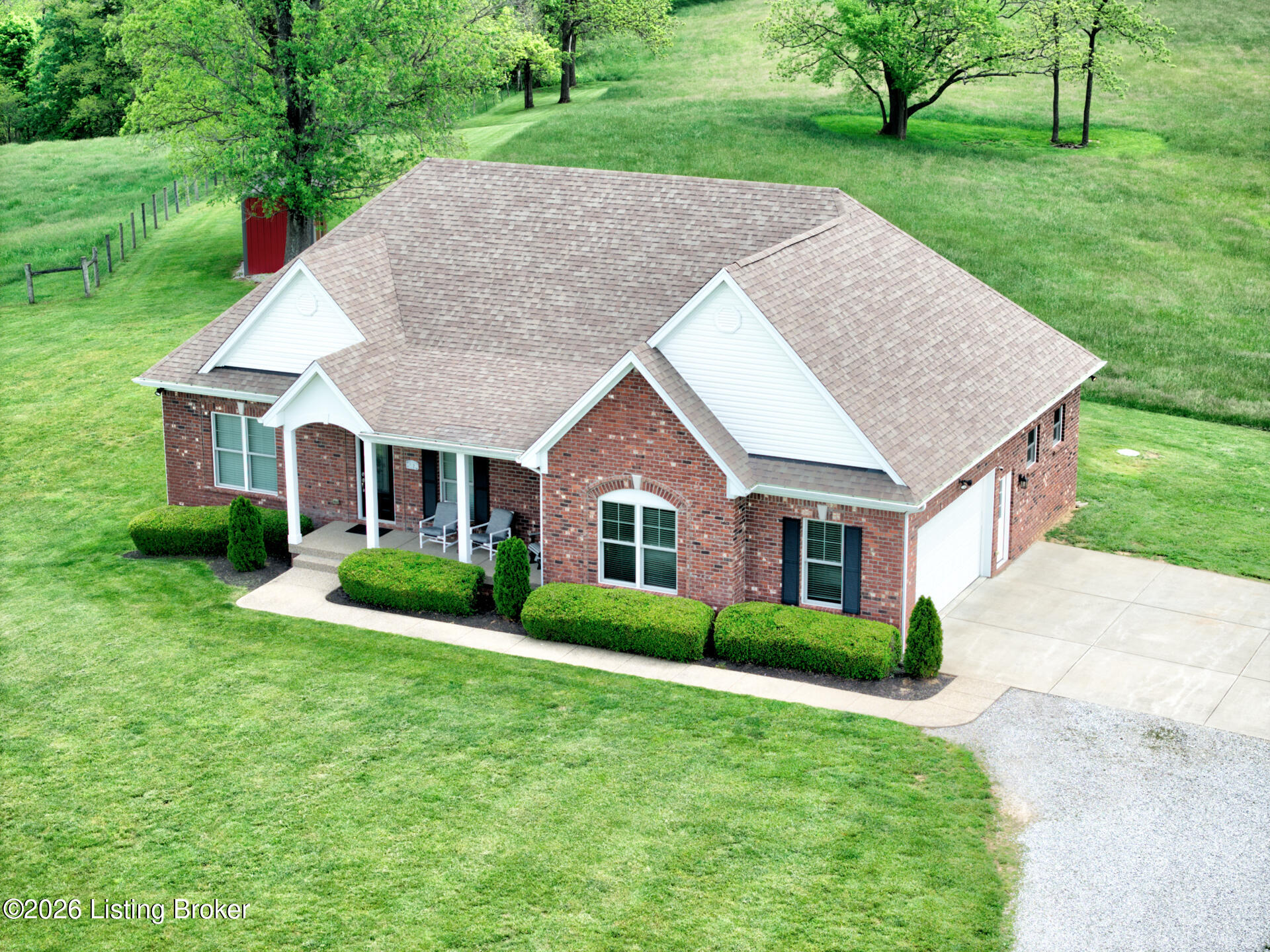 1000 Raisor Ln Property Photo 2